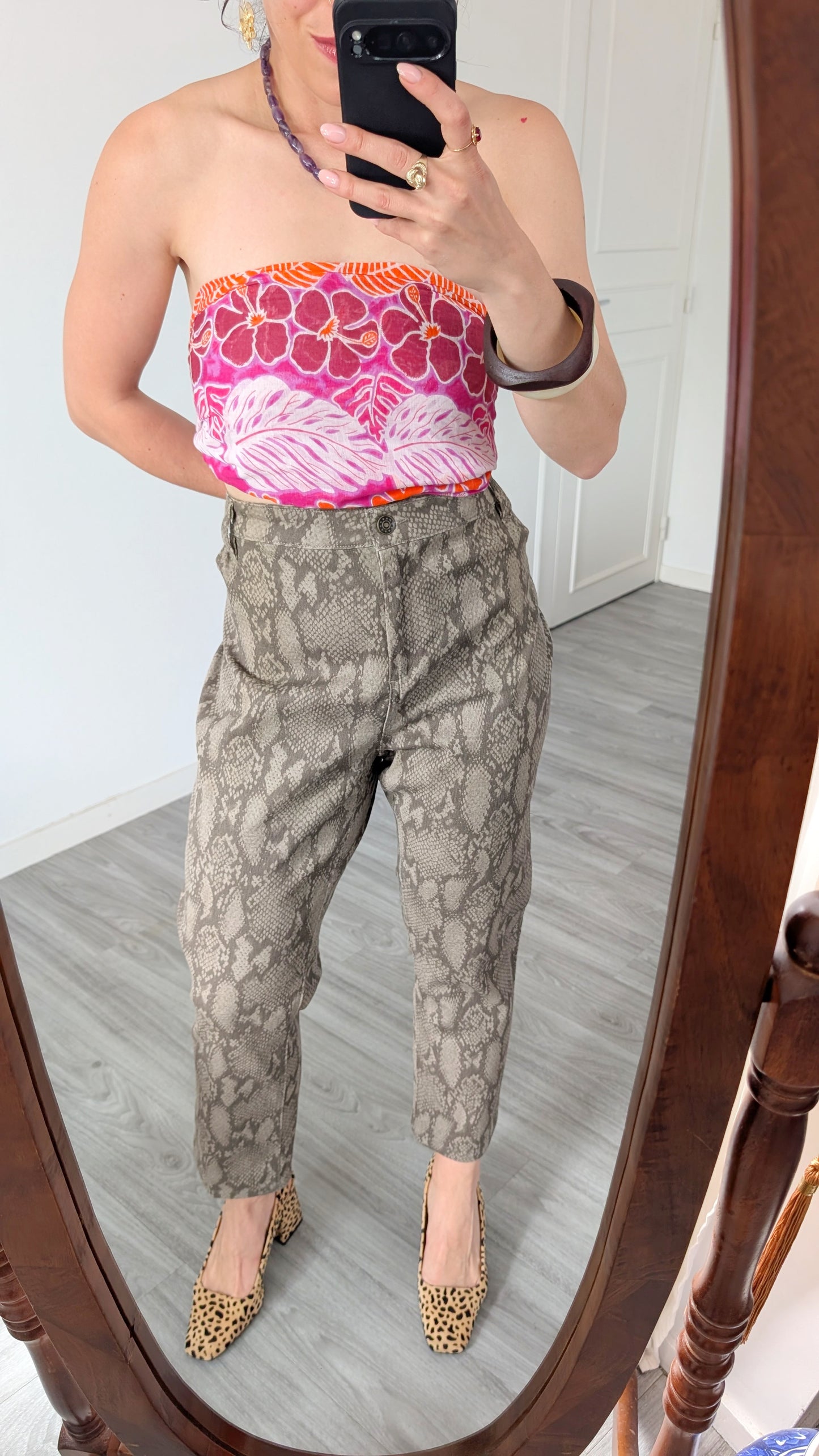 Pantalon serpent taille 44