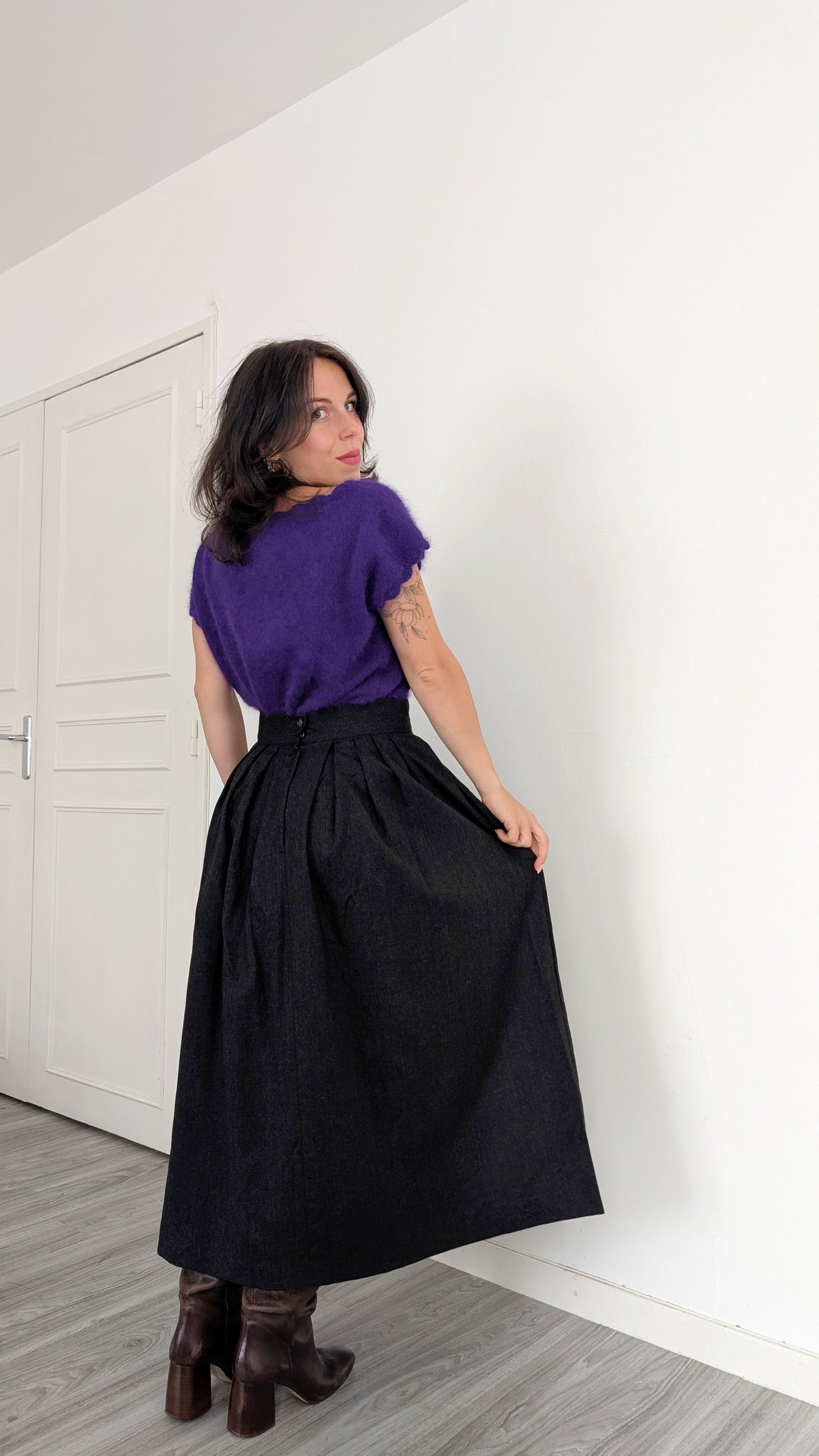 Jupe midi pure laine T38