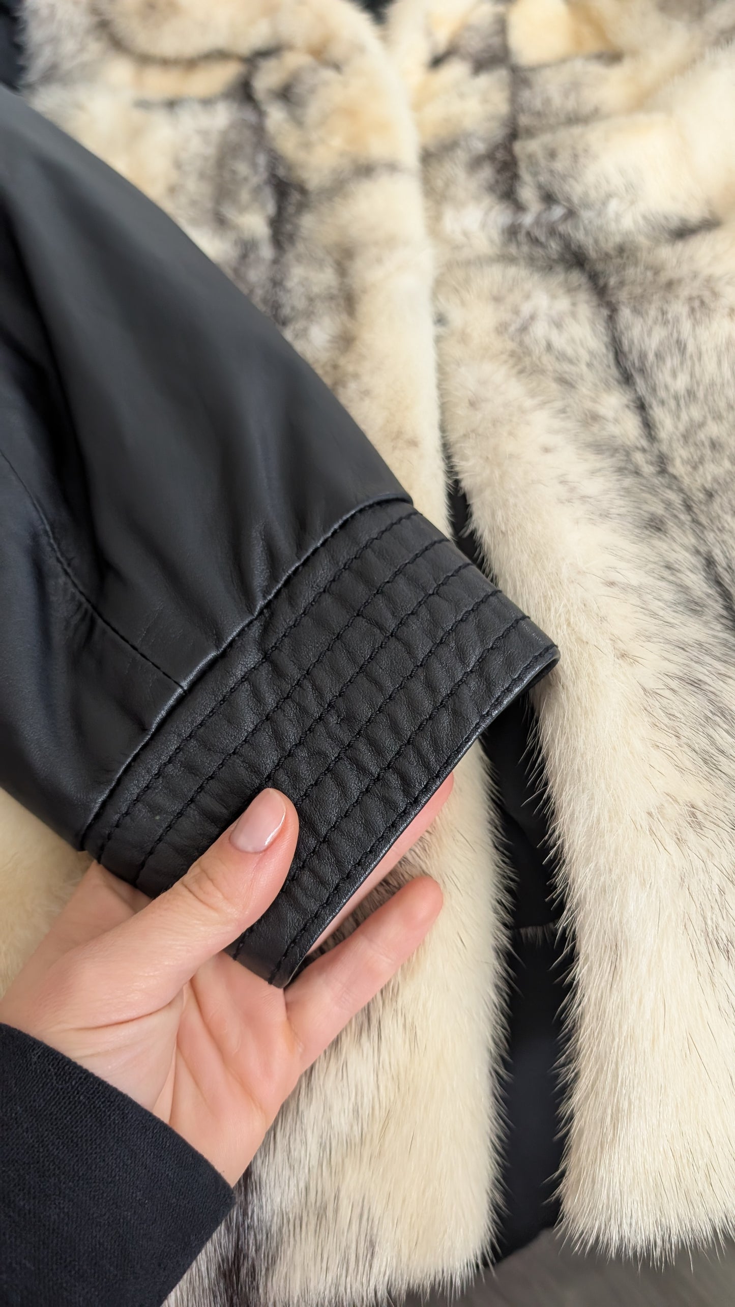 Bombers cuir et fourrure T38-40