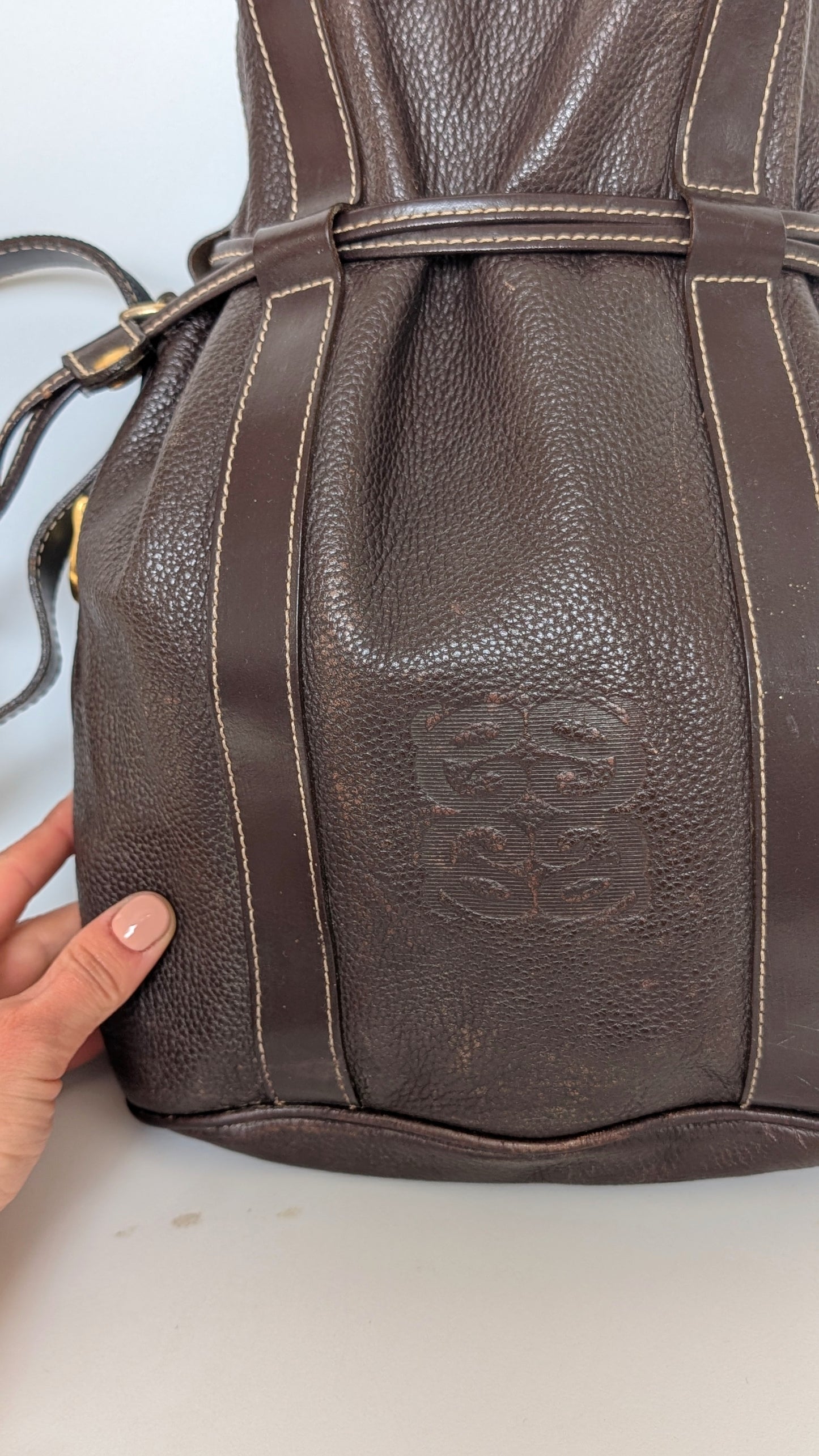 Sac seau en cuir 1980