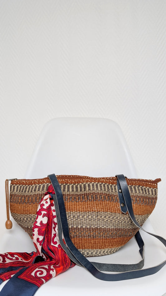 Sac/panier raphia tressée avec foulard soie