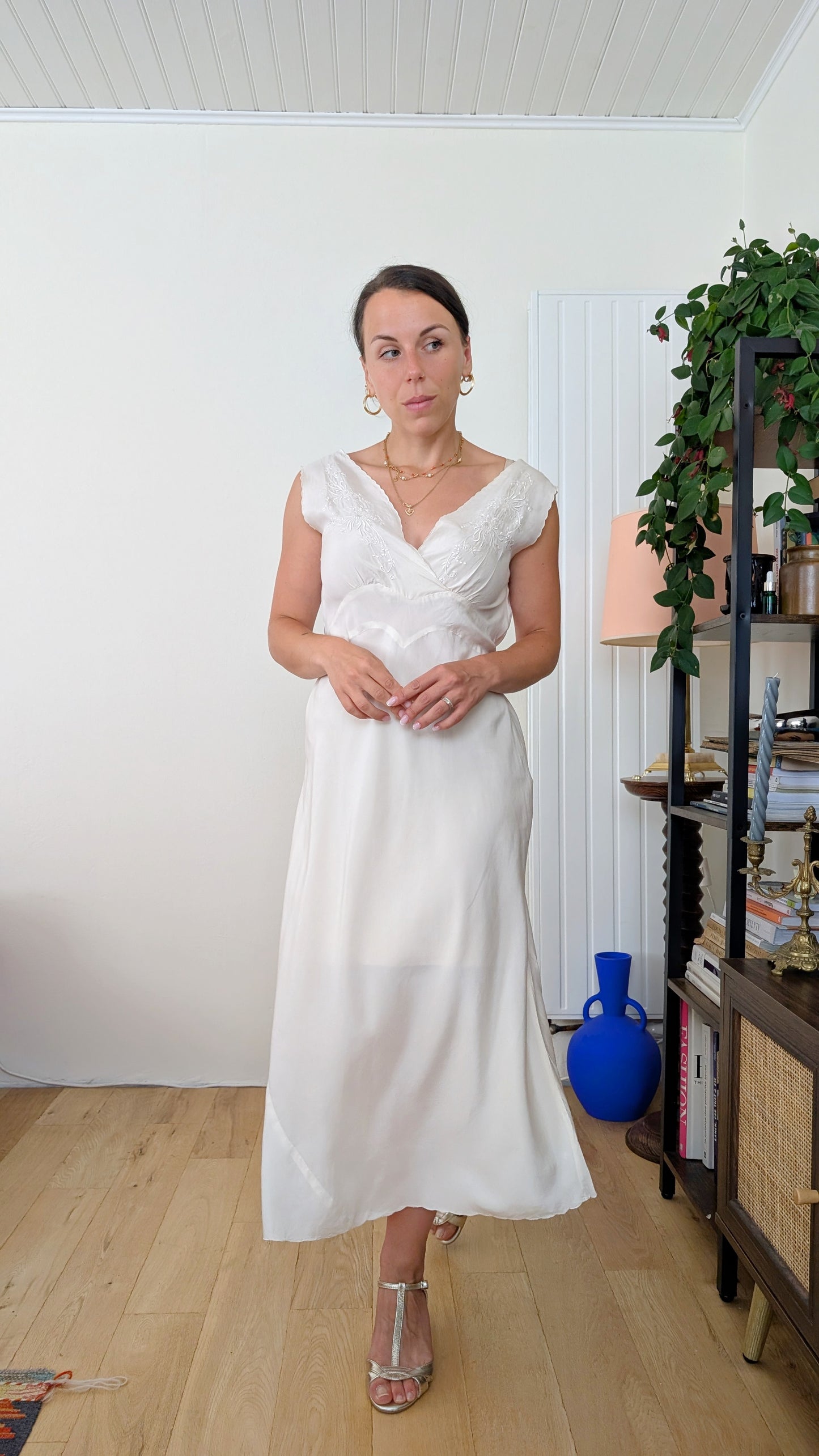 Robe soie broderies manuelles T40