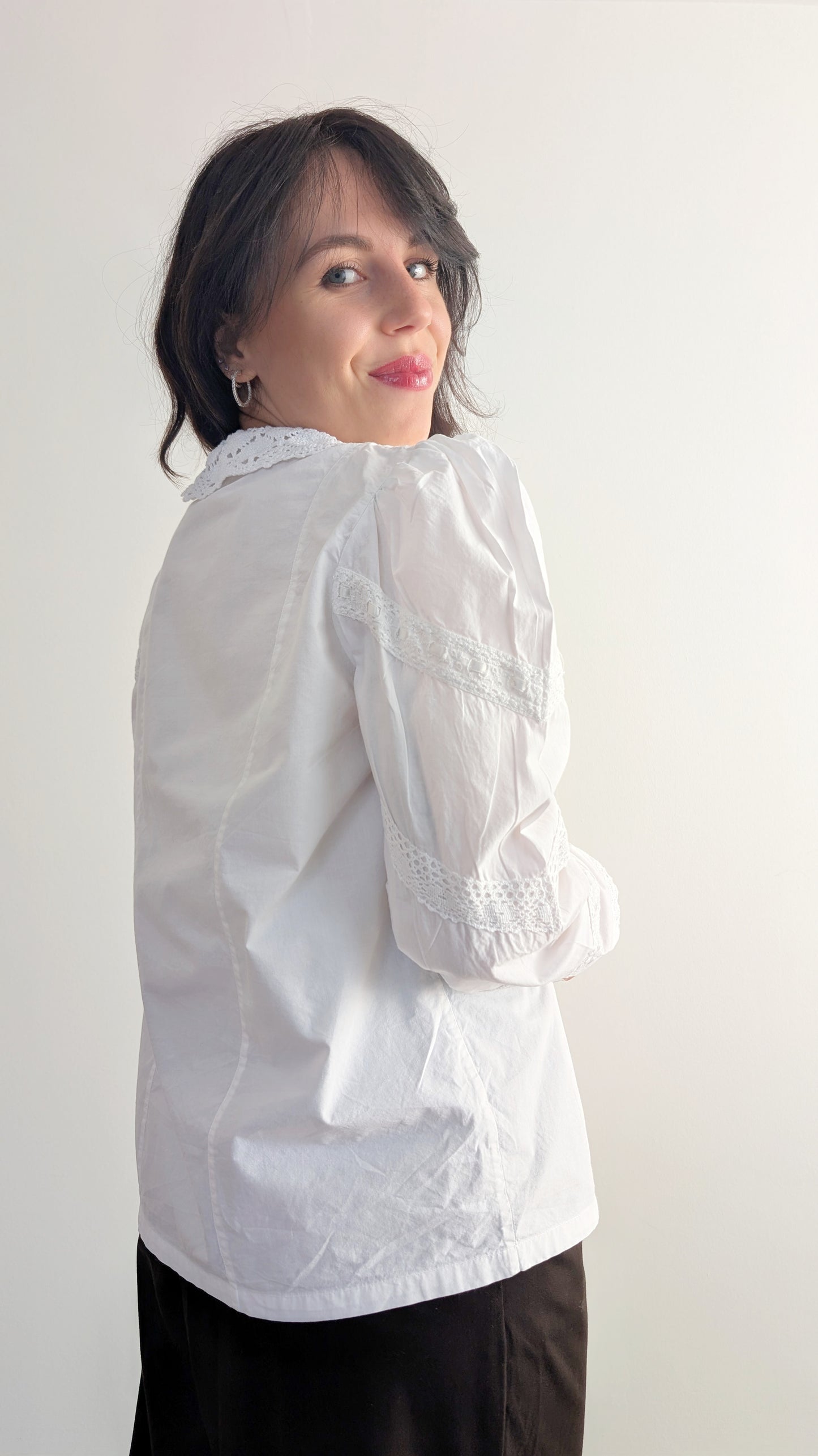 Blouse coton brodée taille 38-40