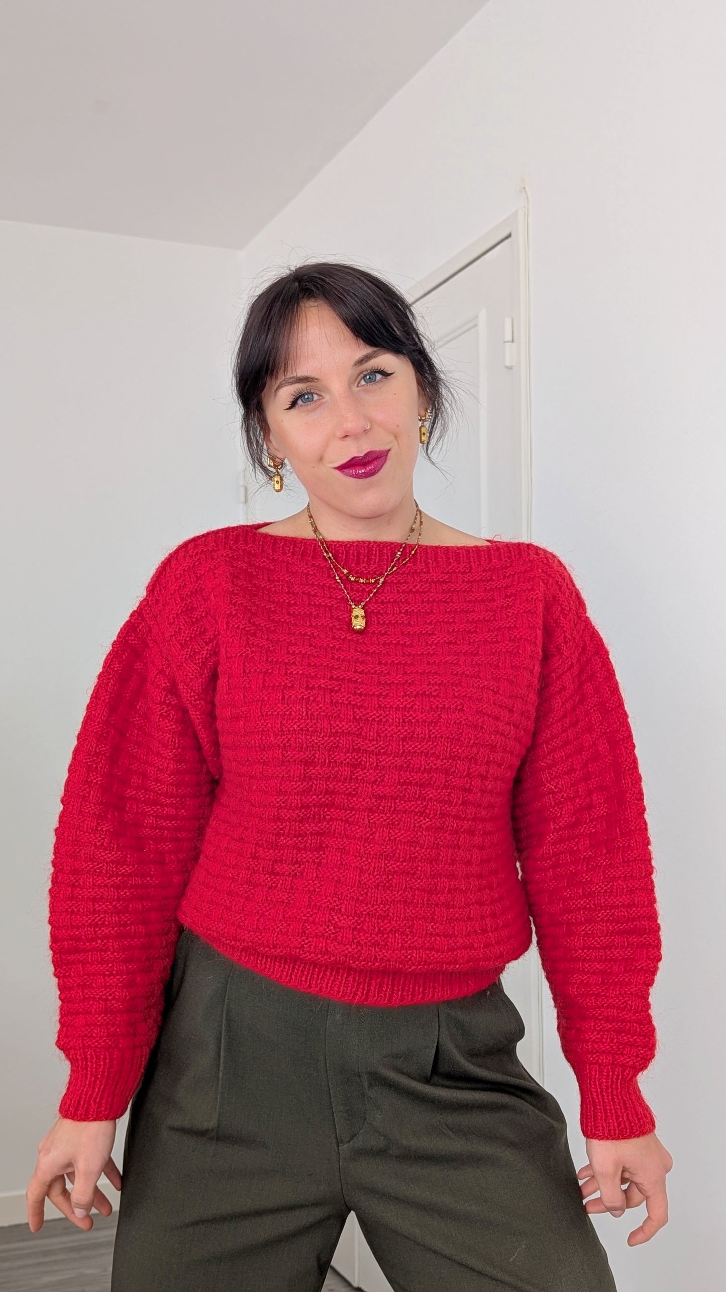 Pull tricoté main laine douce T36-38