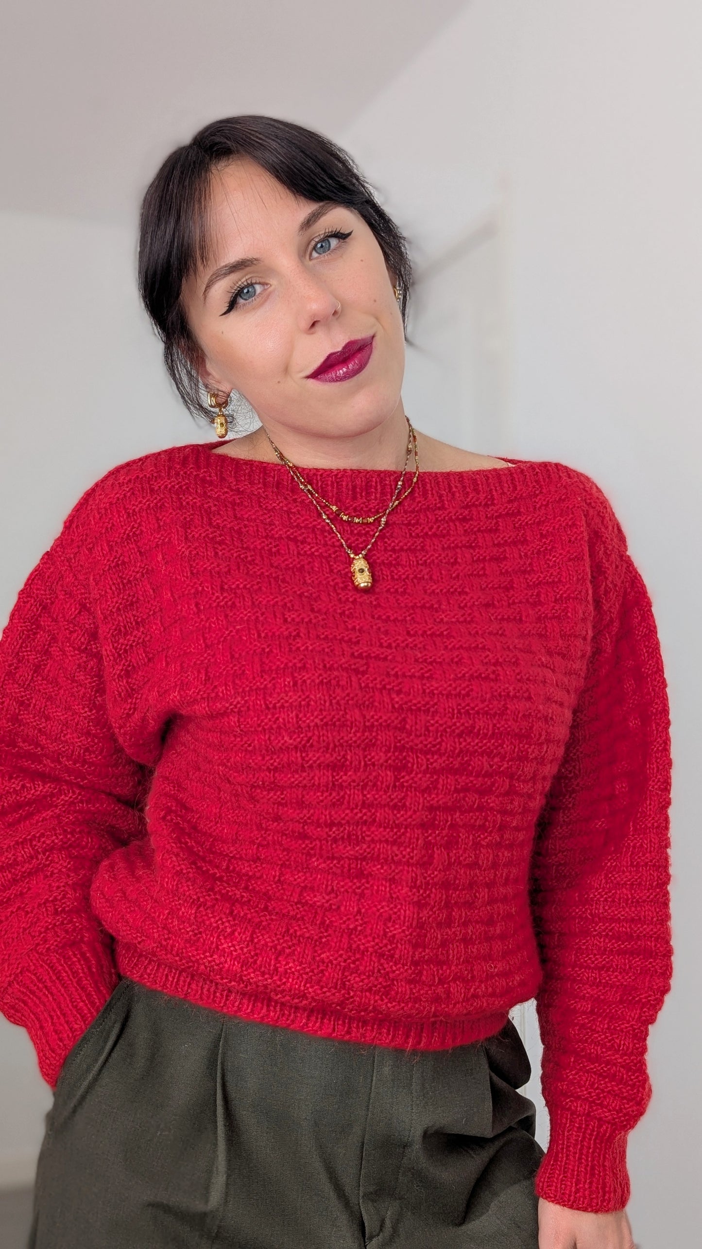 Pull tricoté main laine douce T36-38