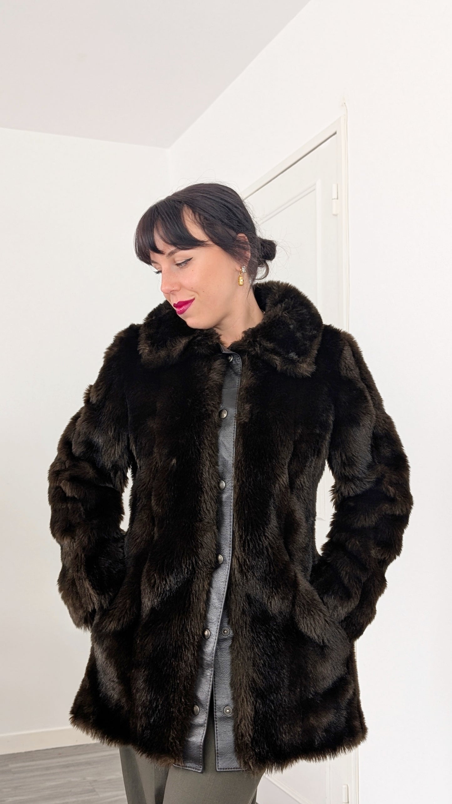 Manteau fausse fourrure et cuir T 36