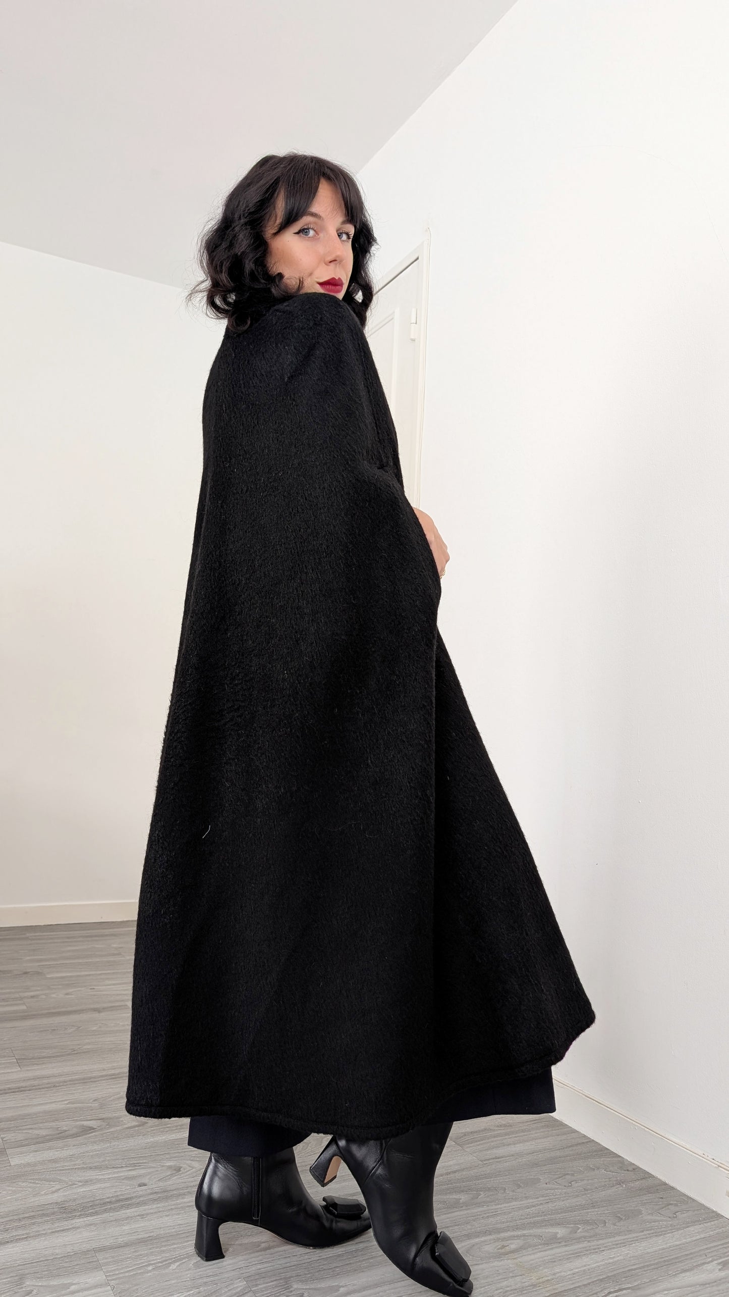 Cape 60s laine et mohair taille jusqu'à 38-40