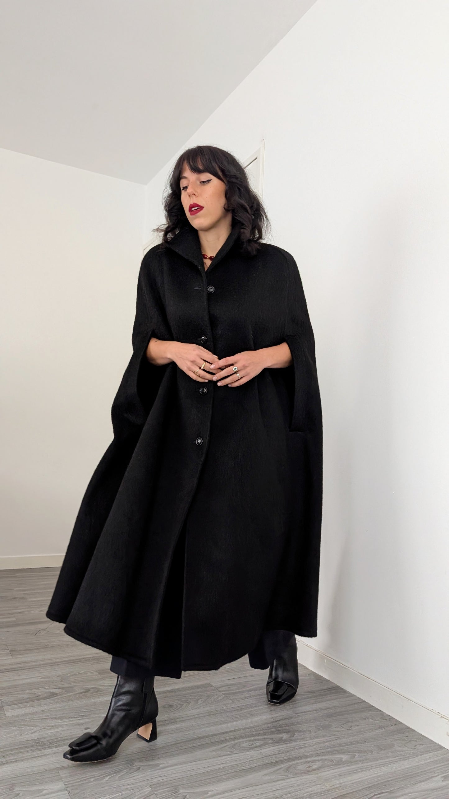 Cape 60s laine et mohair taille jusqu'à 38-40