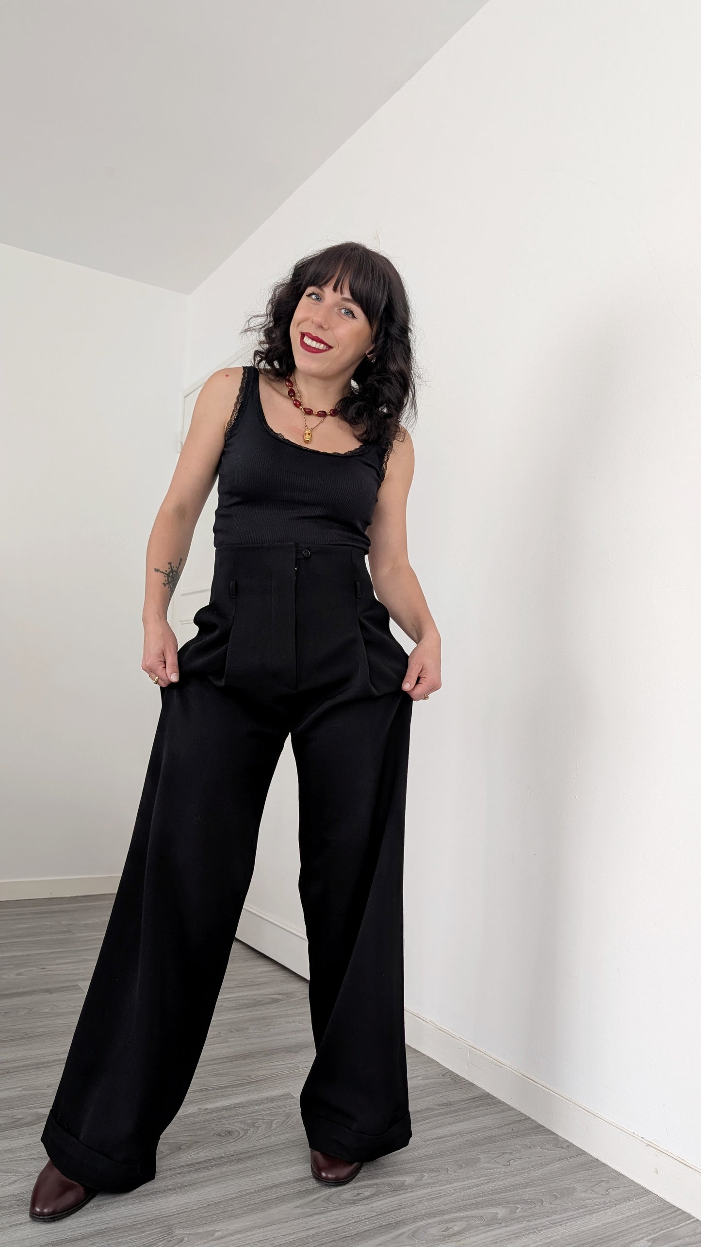 Pantalon palazzo pure laine T36