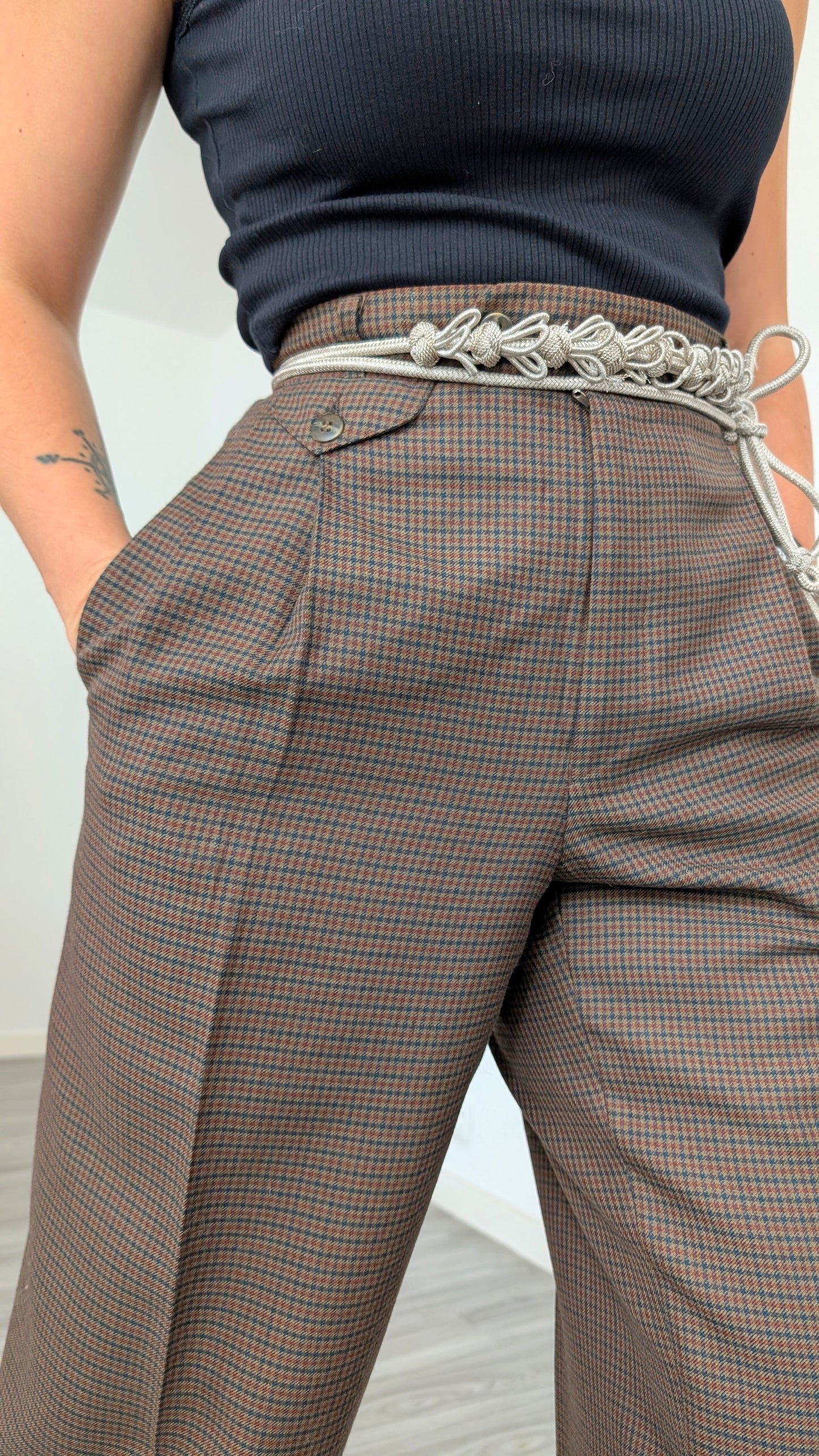 Pantalon à pinces T44