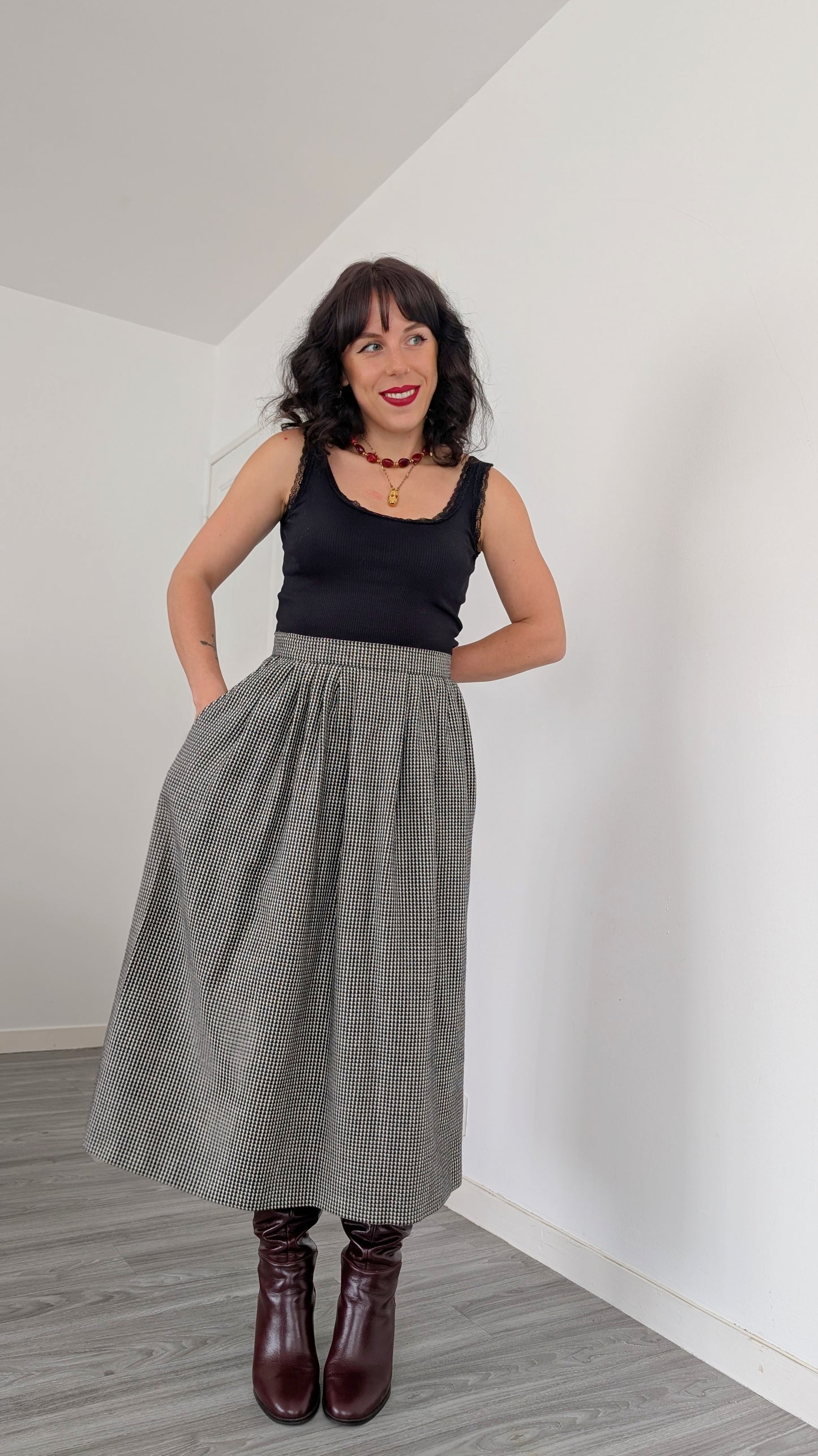 Jupe midi pure laine T42