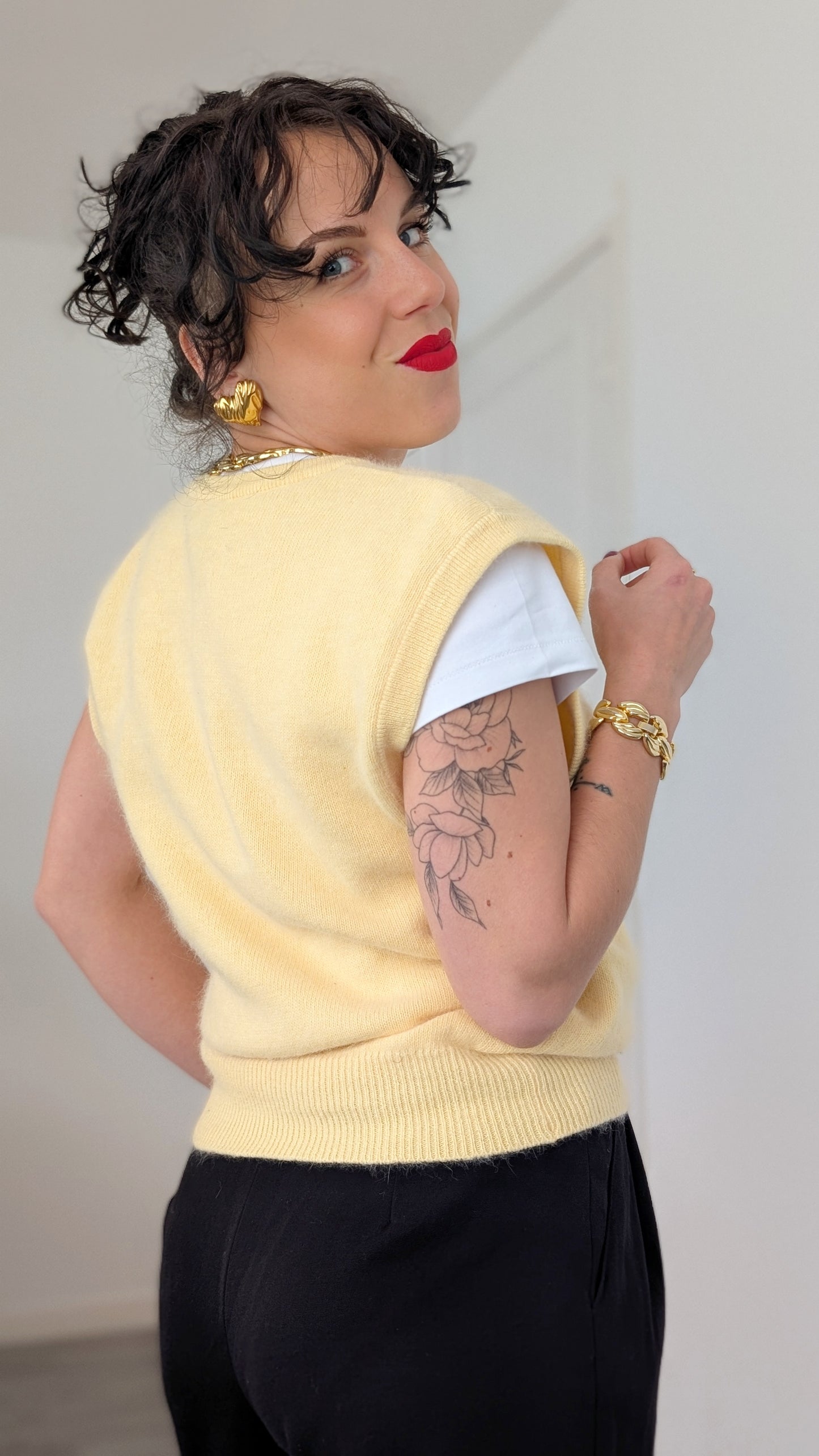 Pull sans manches laine et angora taille jusqu'à 40