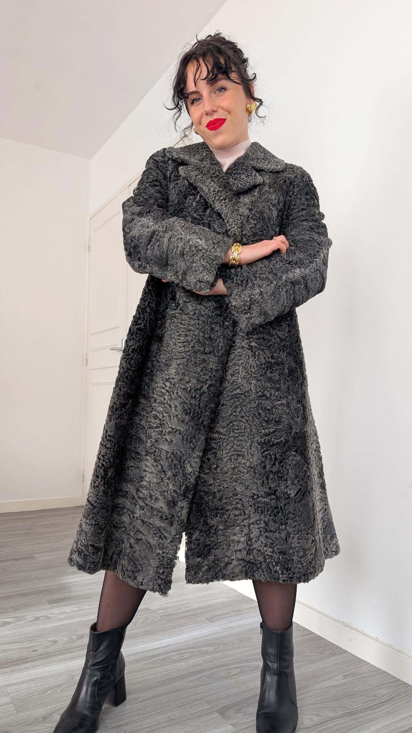 Manteau laine astrakan T38