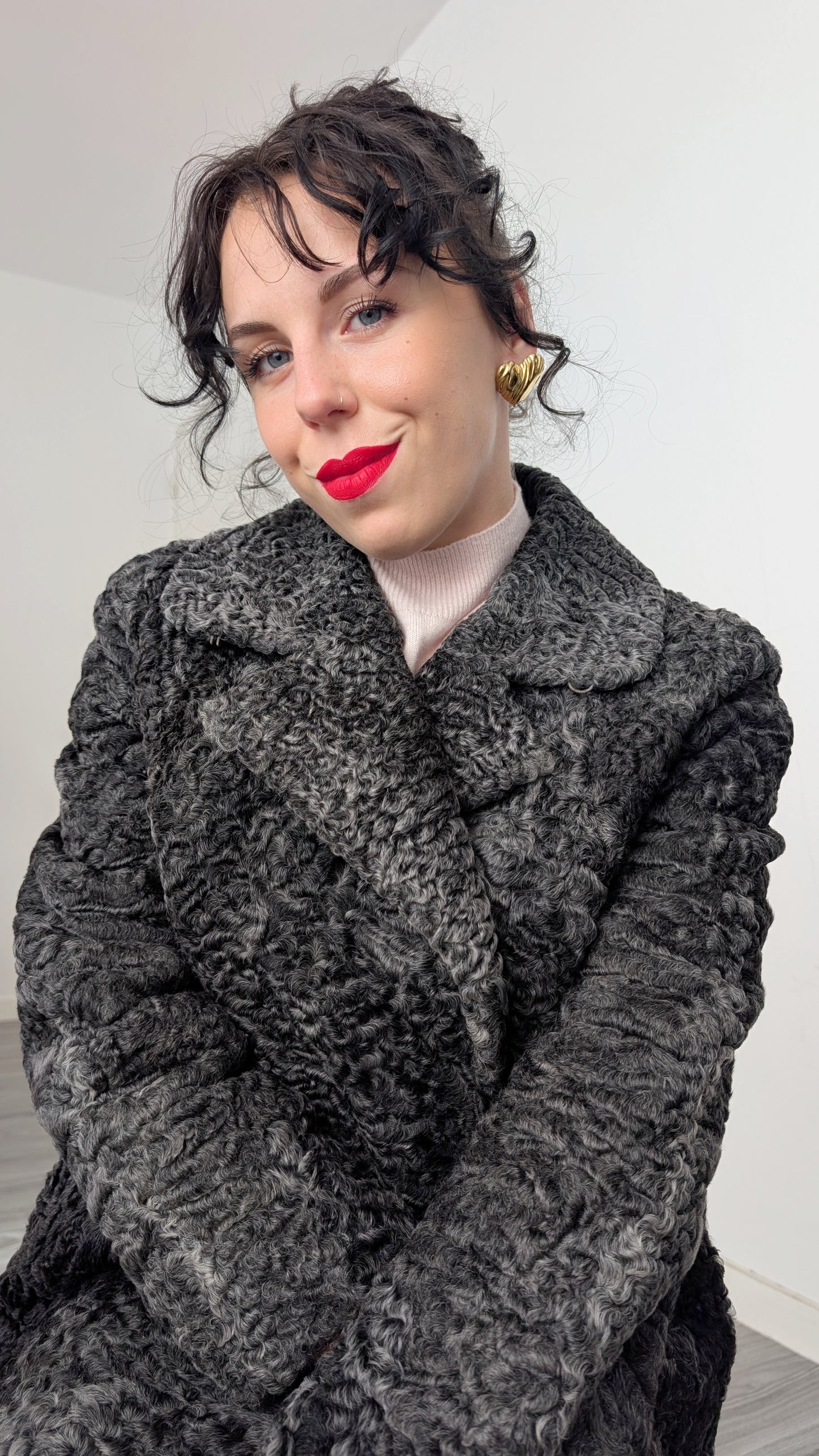 Manteau laine astrakan T38