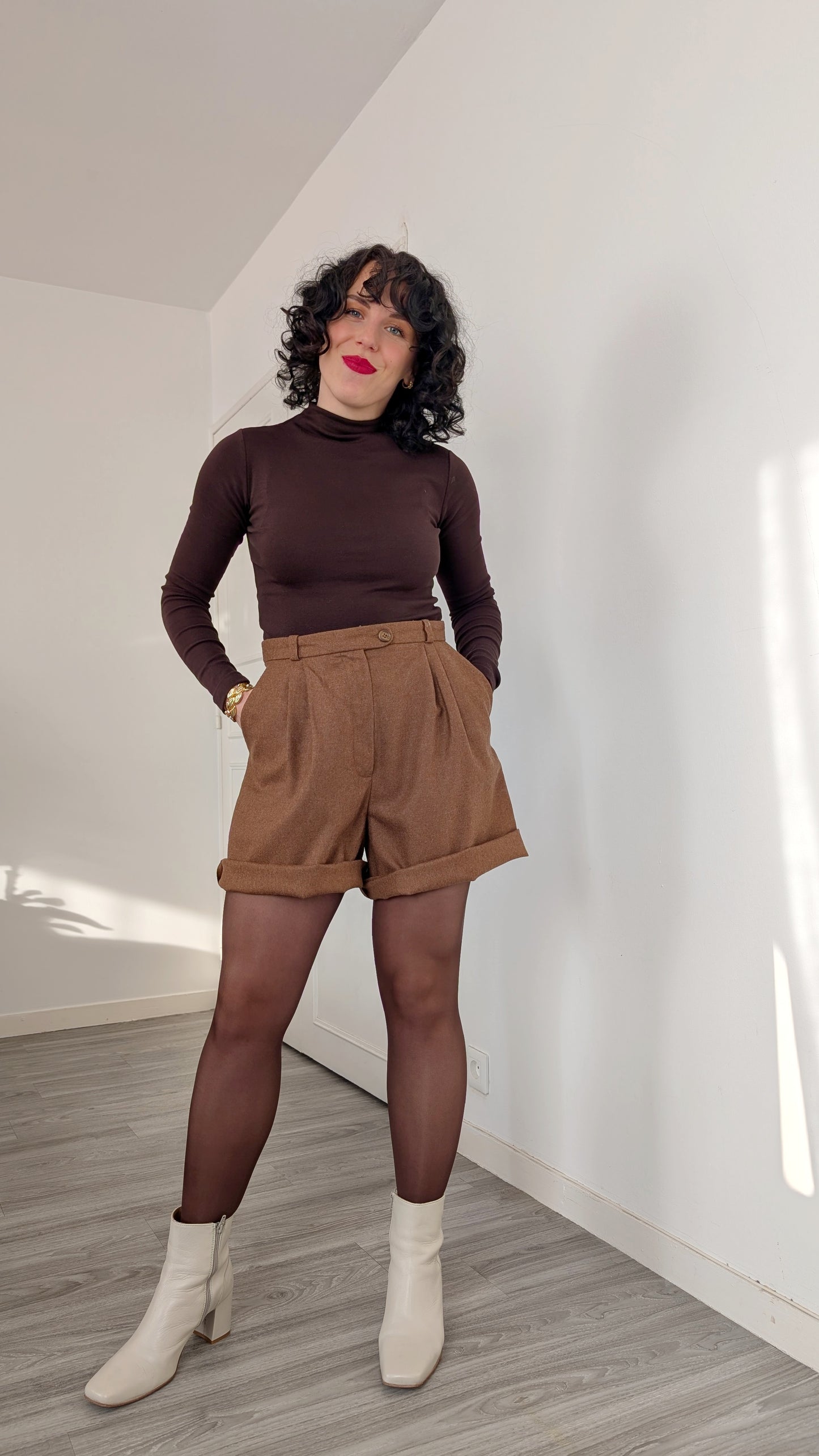 Short taille haute laine 80s taille 36