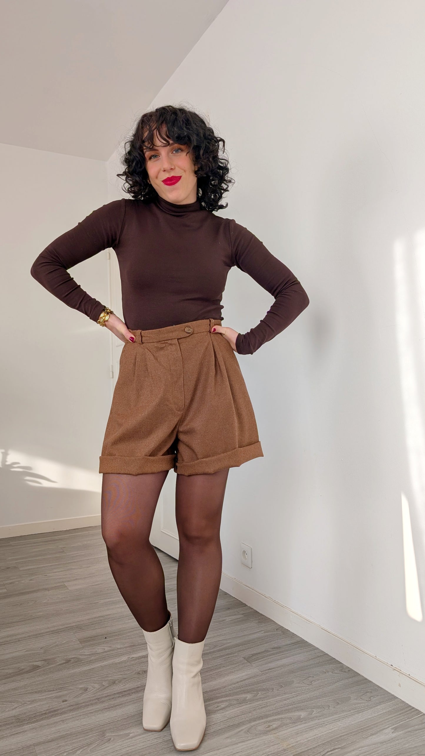 Short taille haute laine 80s taille 36