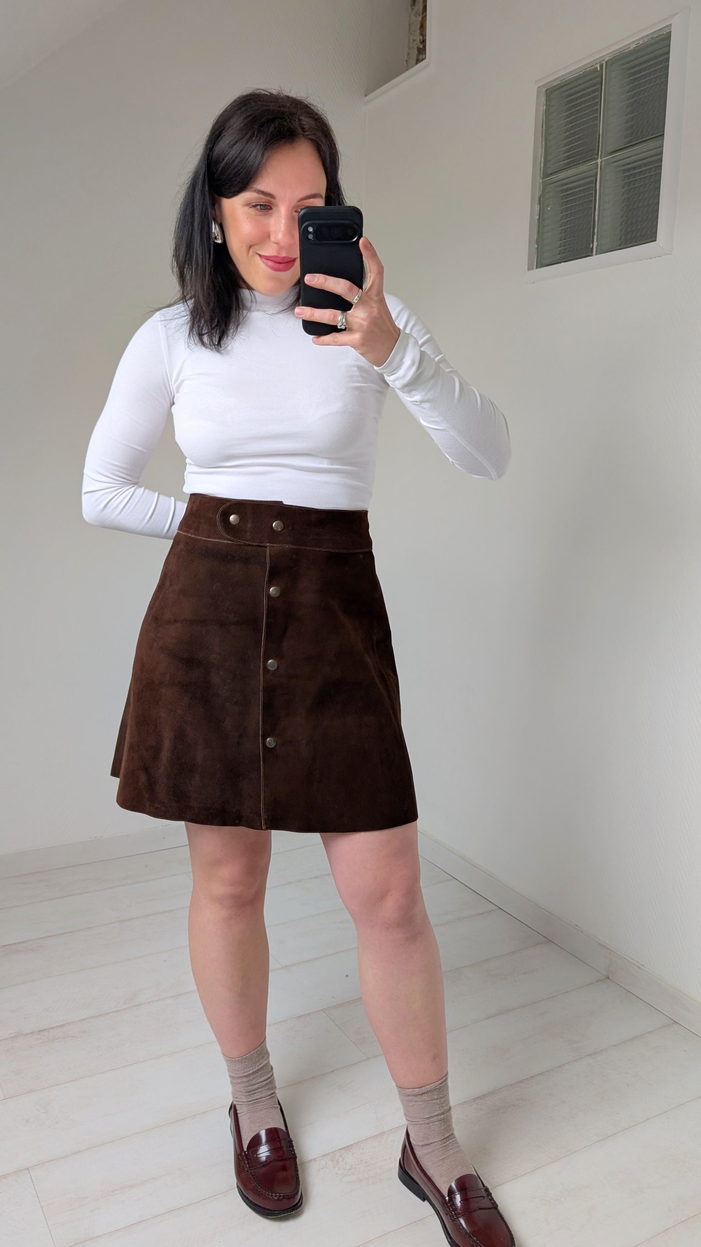 Jupe courte 70s daim T40