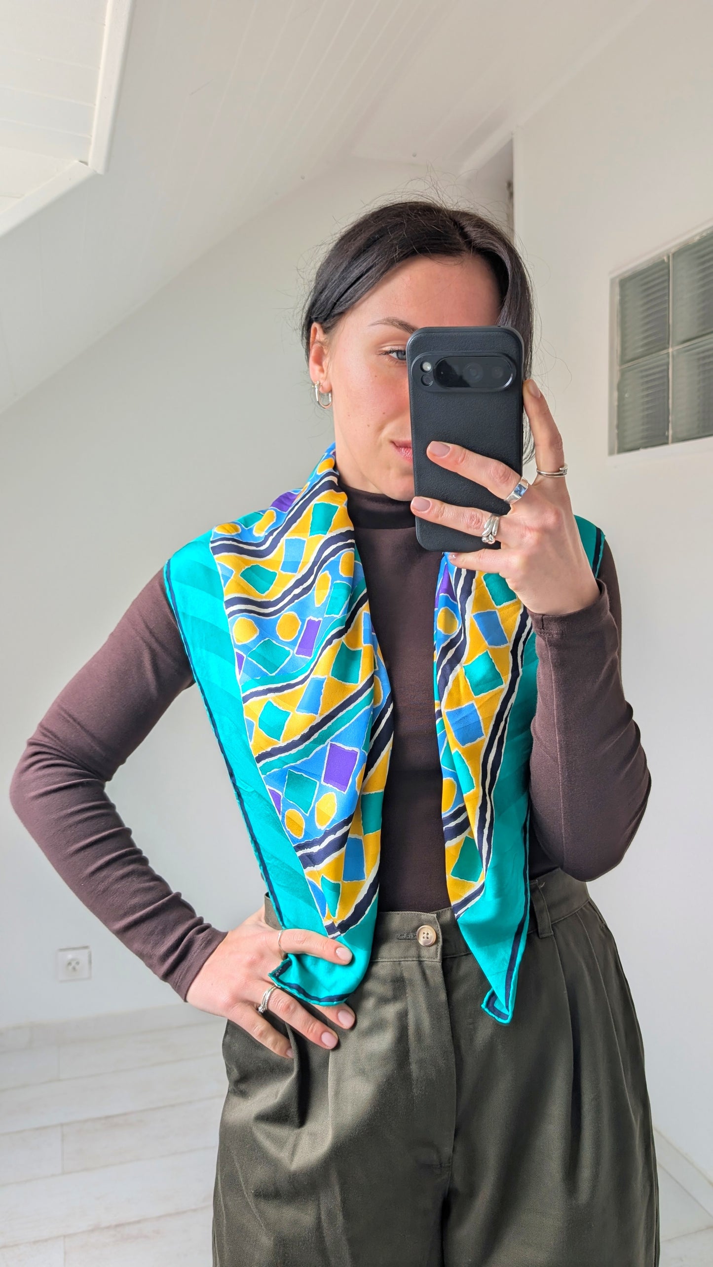 Foulard soie Guy Laroche