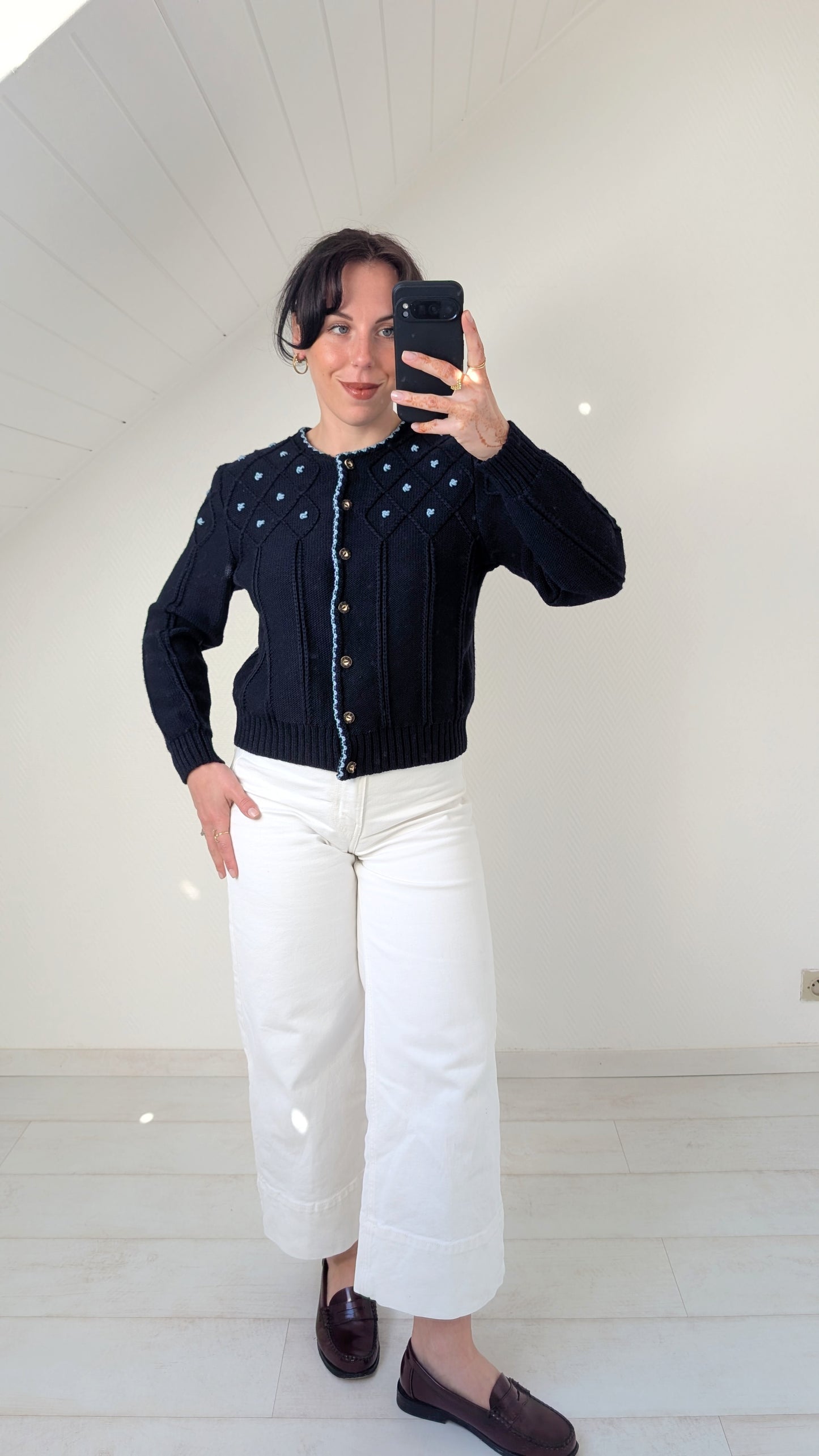 Cardigan autrichien pure laine T36