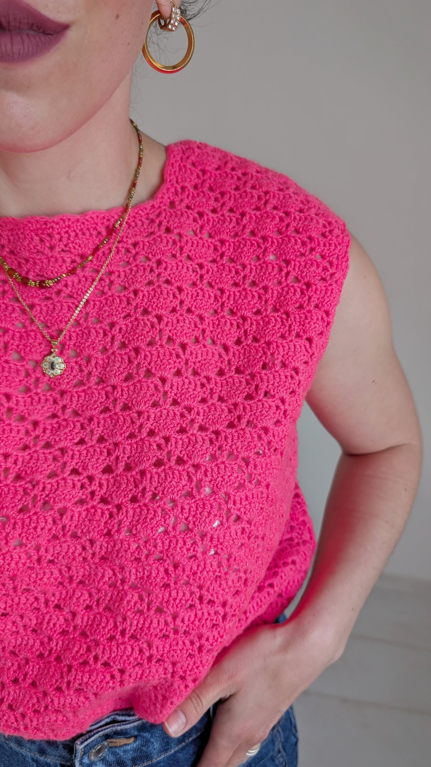 Haut rose tricoté main 60s/70s  T38