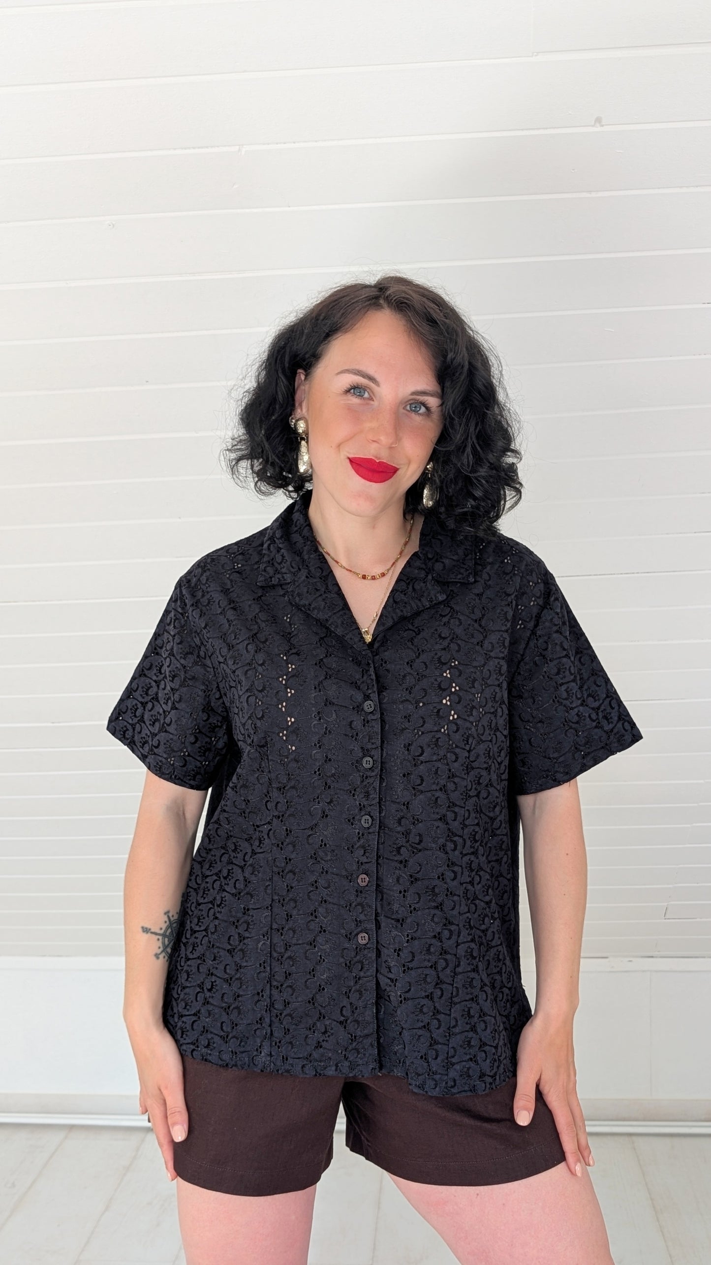 Chemise à broderies anglaises T42