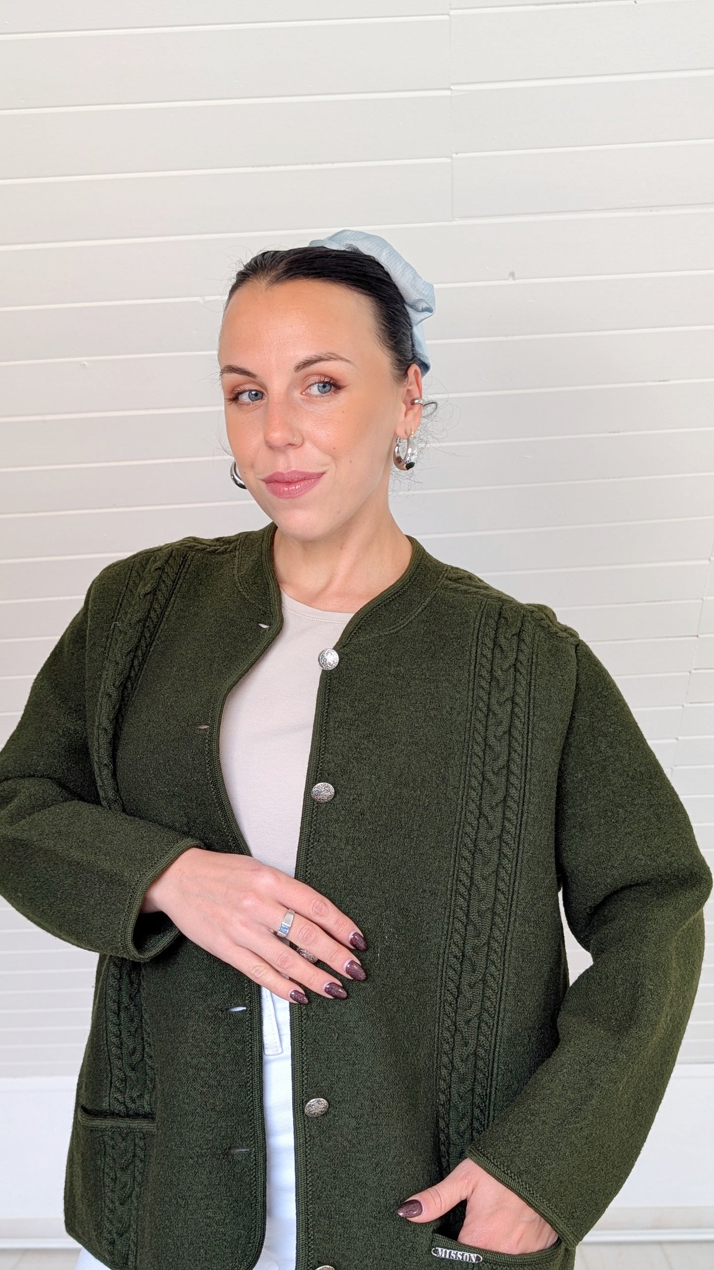Veste/cardigan autrichien pure laine T40-42