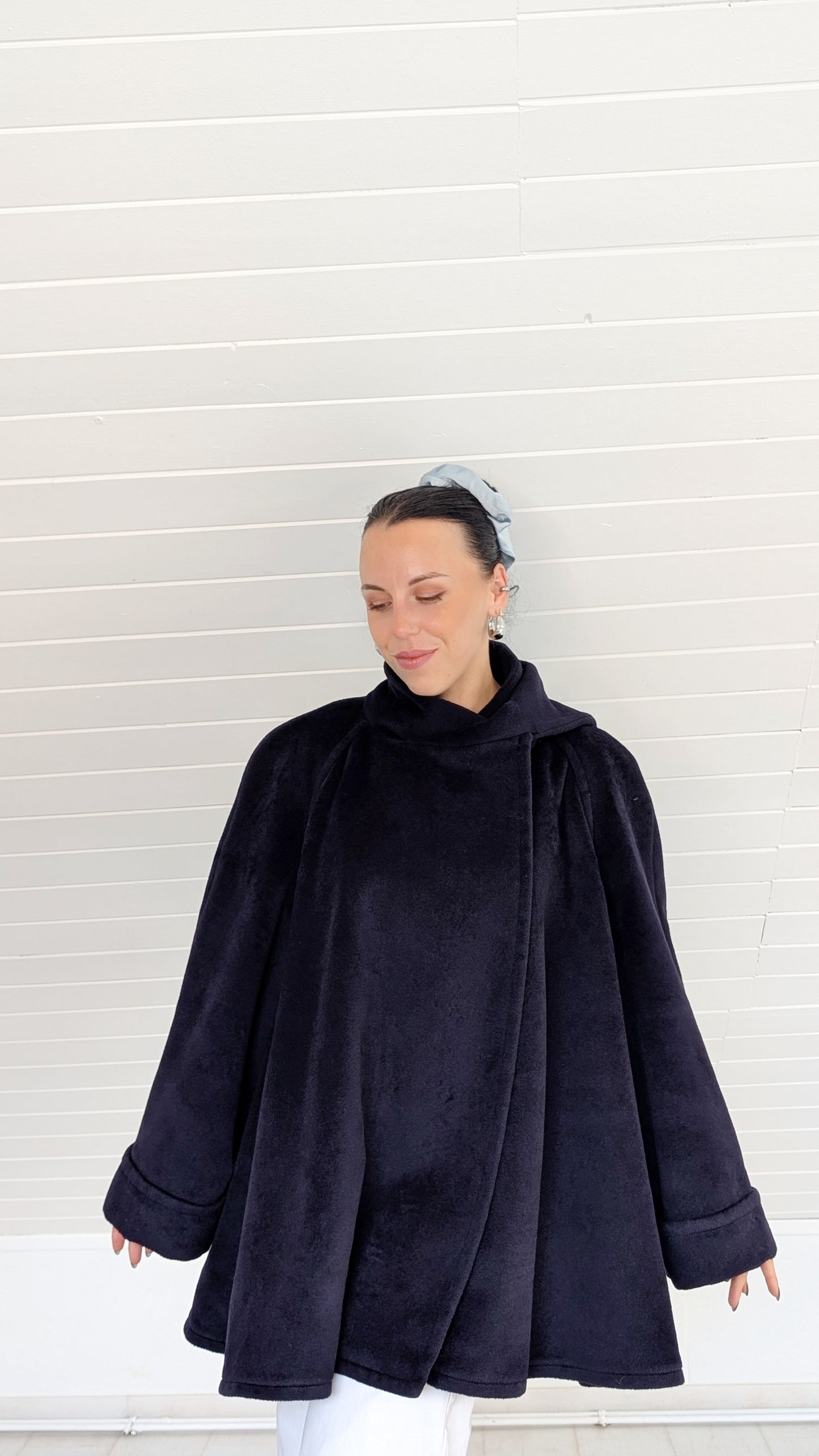 Manteau ample pure laine jusqu'à un 42-44