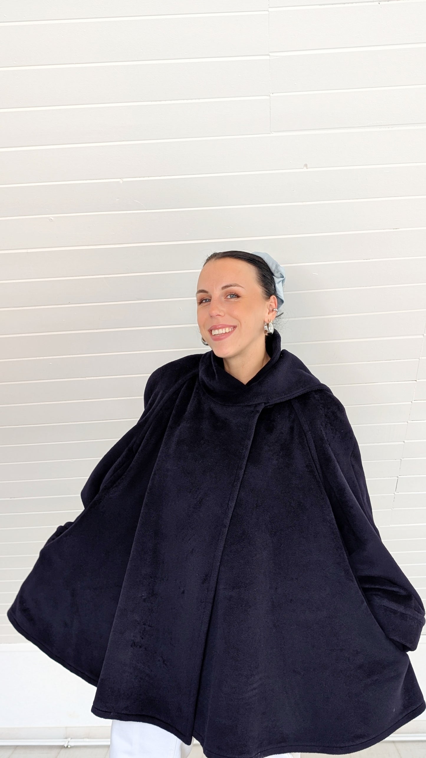 Manteau ample pure laine jusqu'à un 42-44