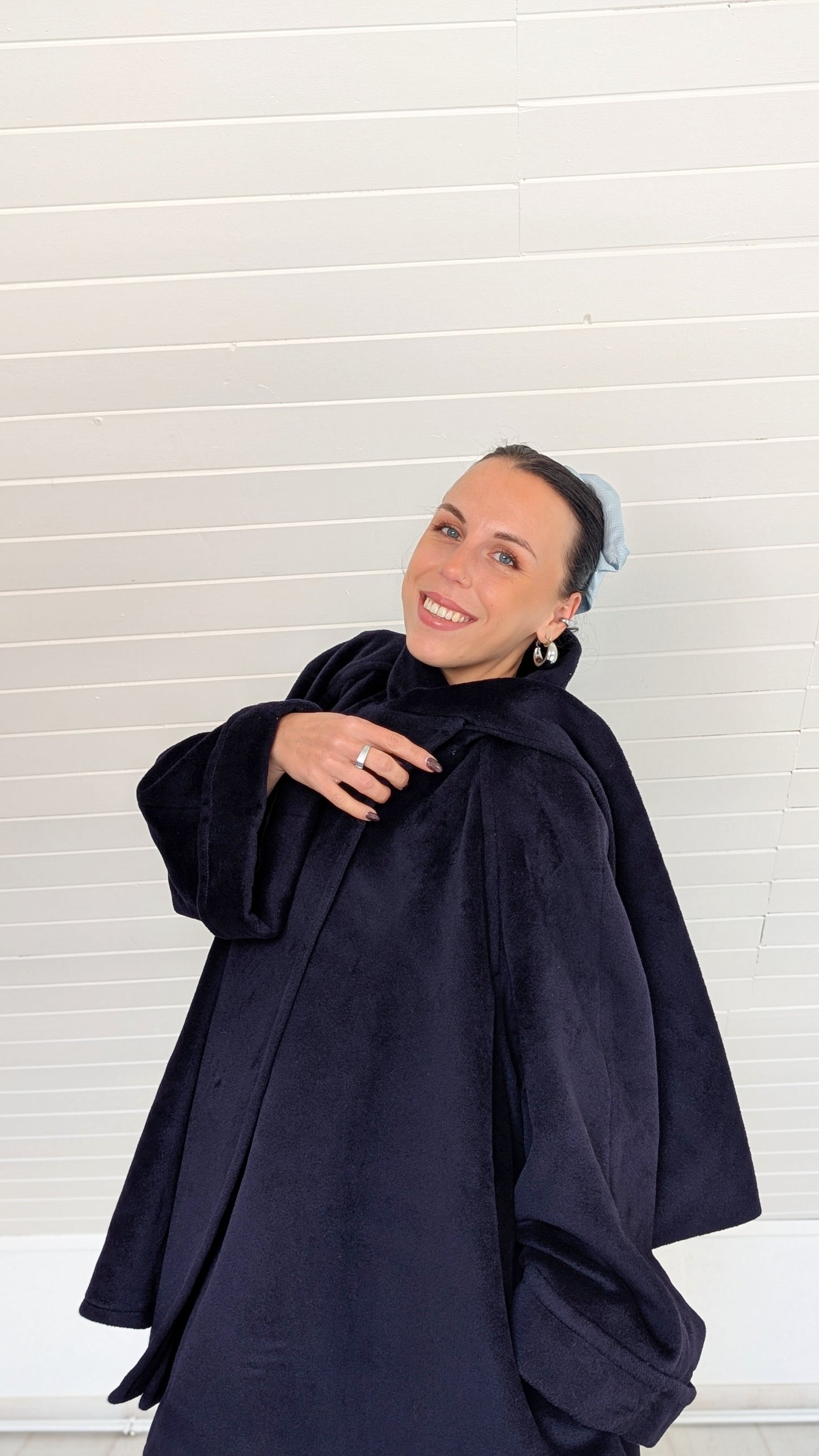 Manteau ample pure laine jusqu'à un 42-44