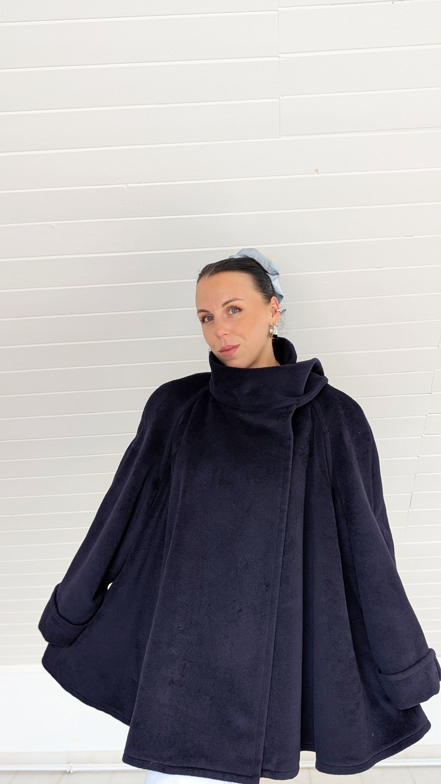 Manteau ample pure laine jusqu'à un 42-44