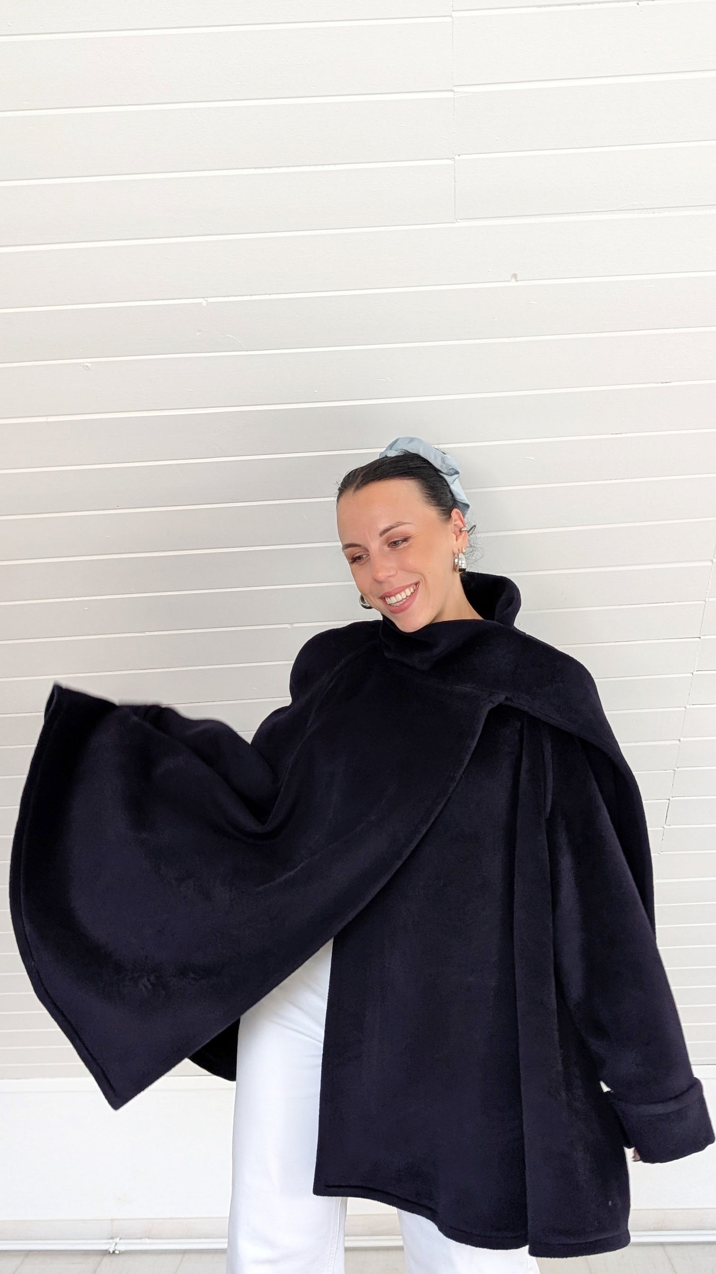 Manteau ample pure laine jusqu'à un 42-44