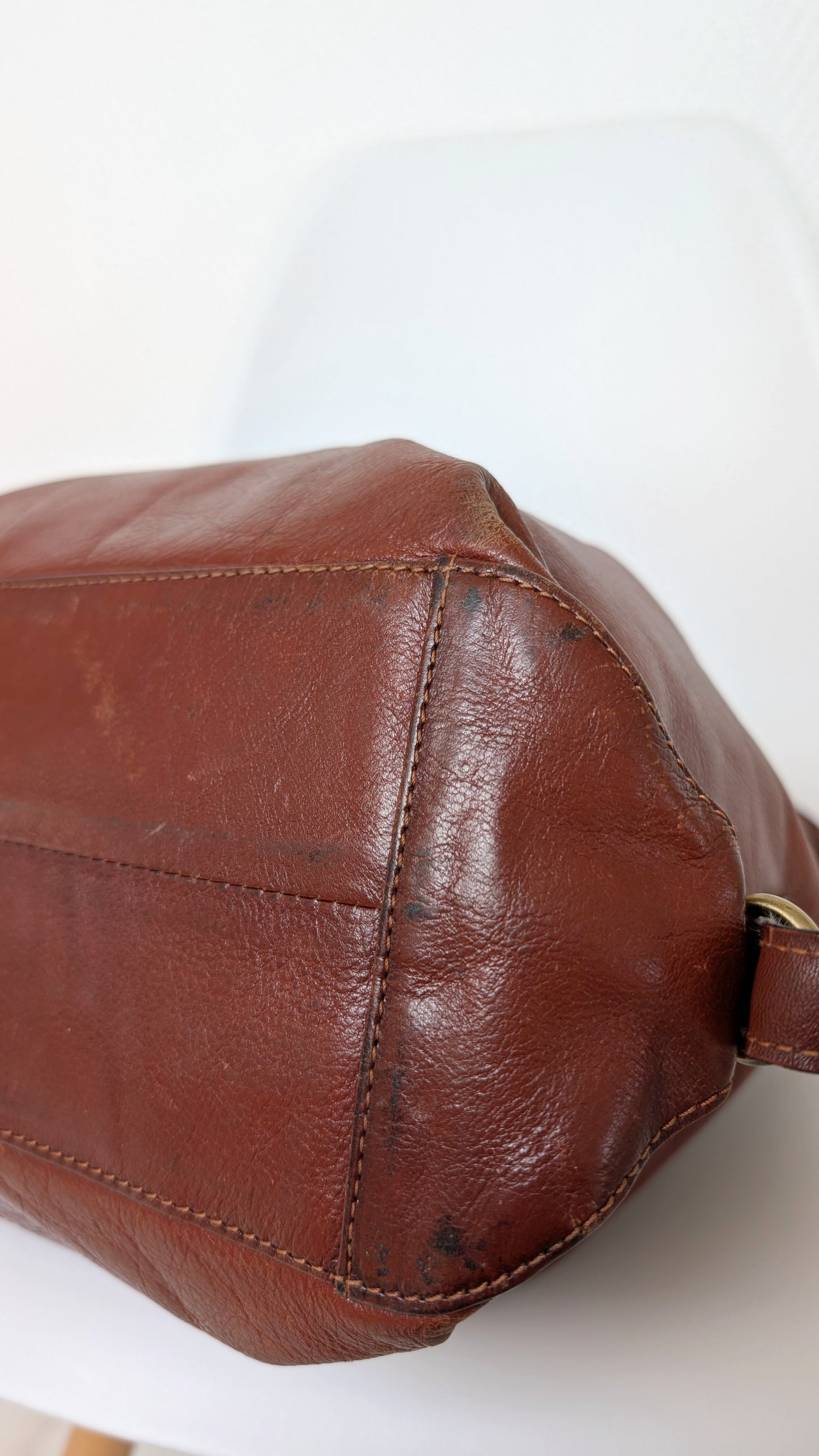 Sac seau en cuir 90s