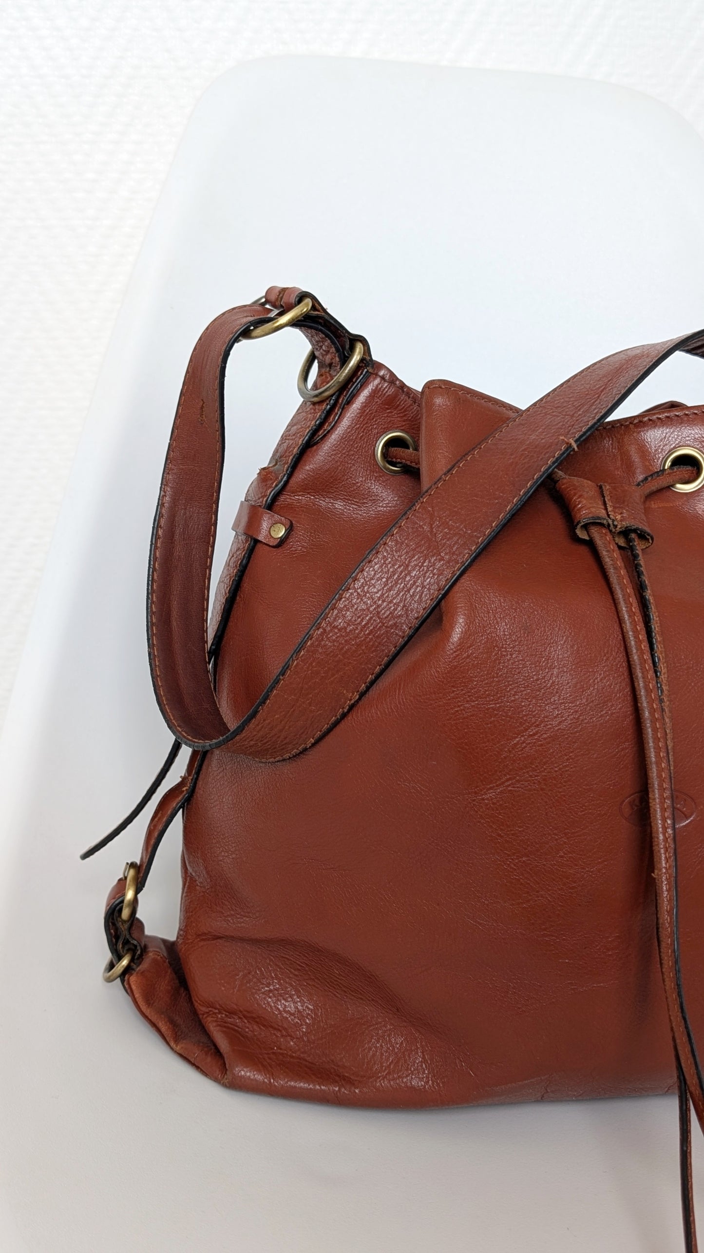 Sac seau en cuir 90s