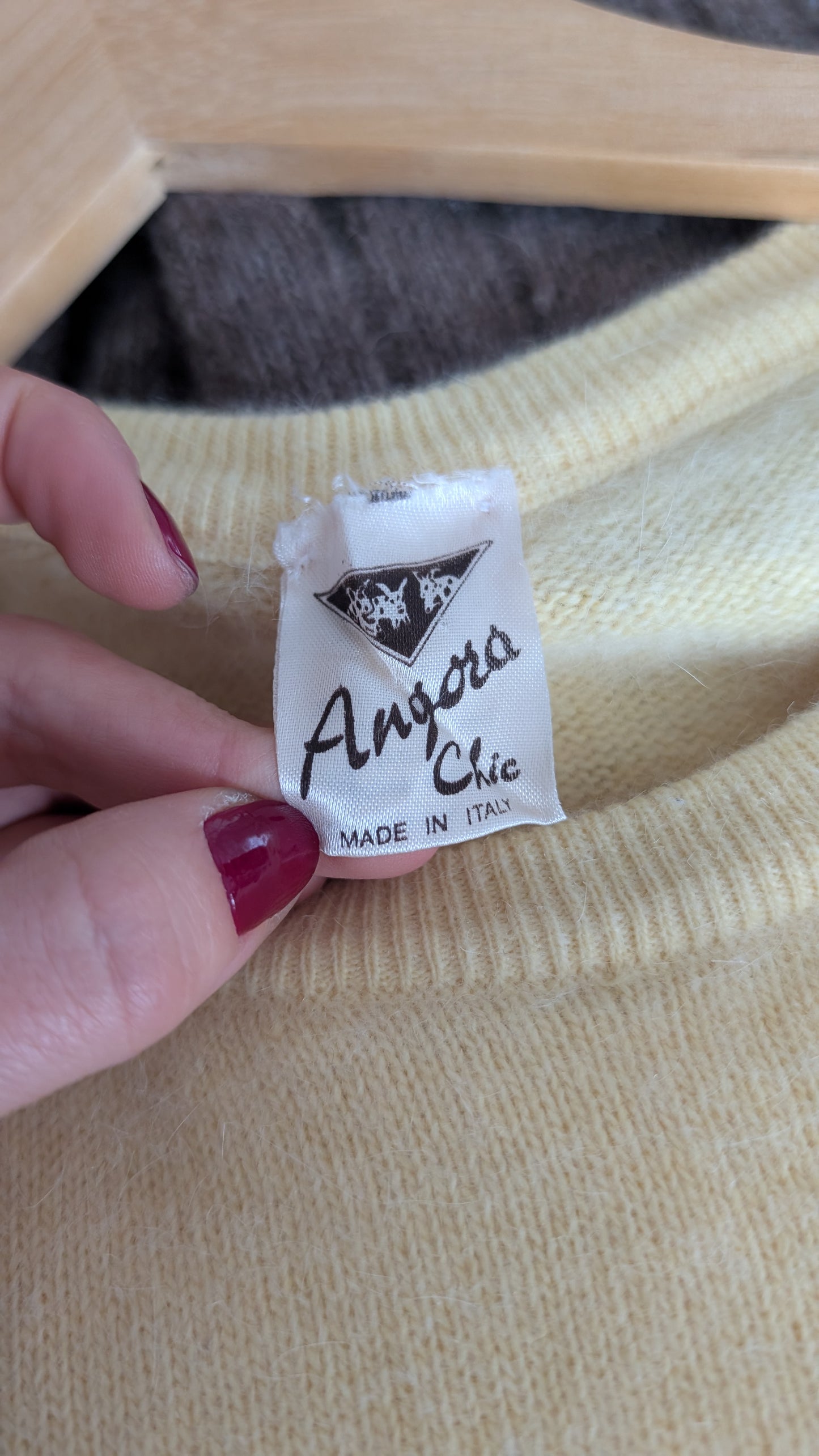 Pull sans manches laine et angora taille jusqu'à 40