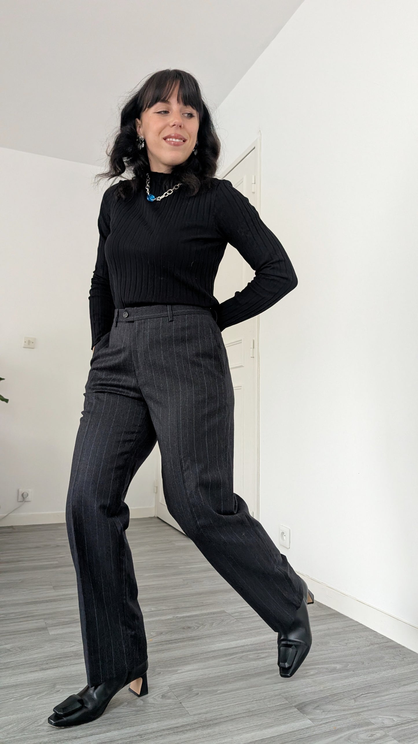 Pantalon à pinces laine taille 40