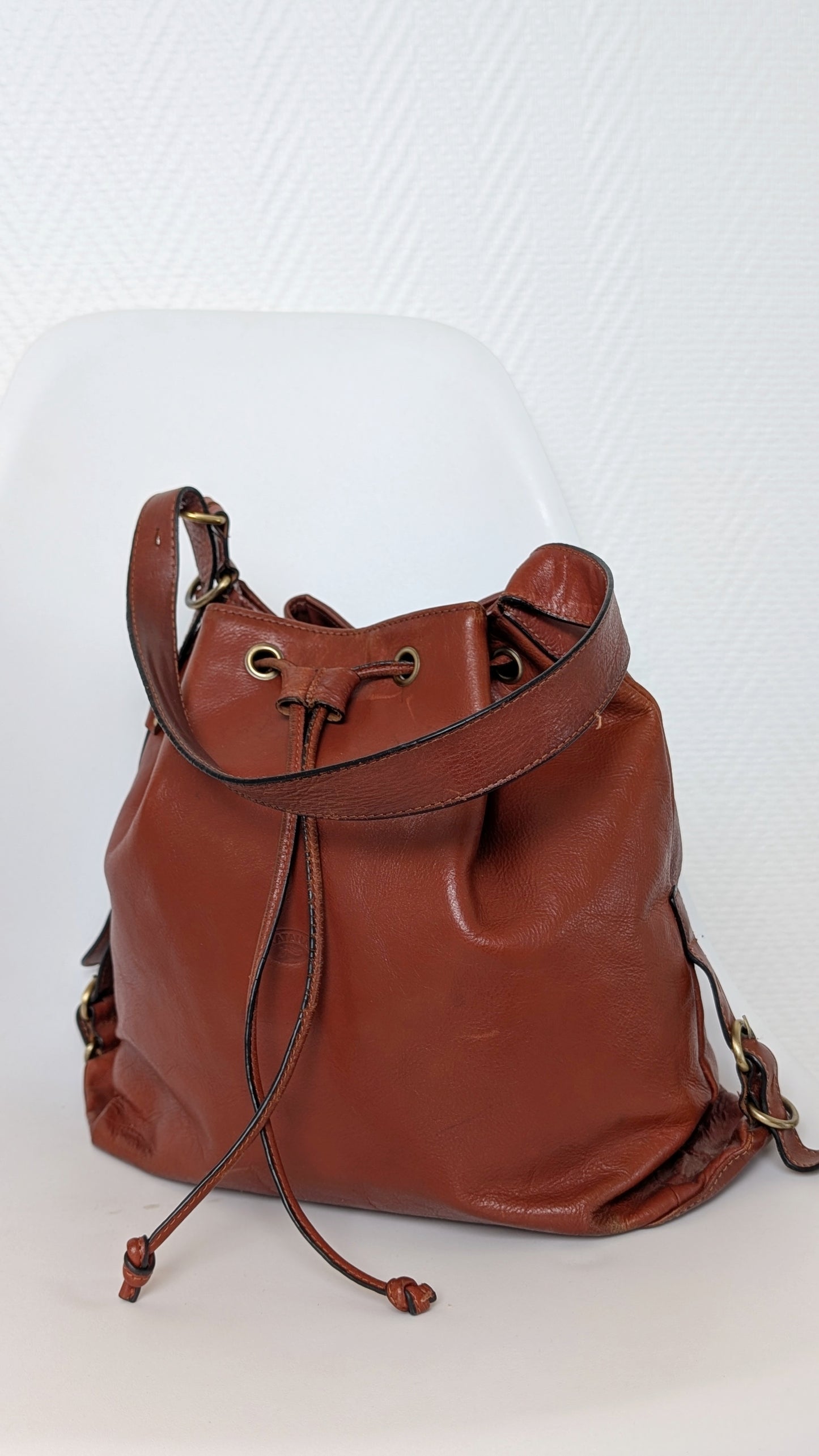 Sac seau en cuir 90s