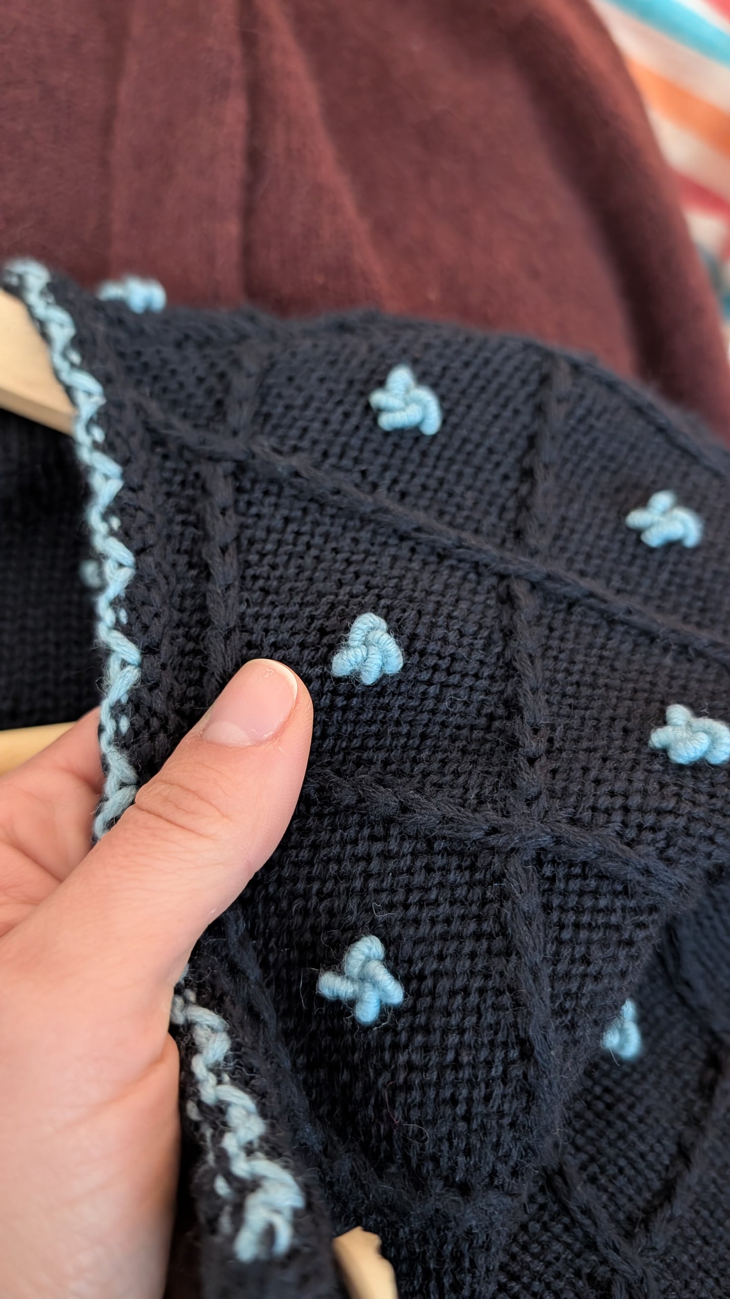 Cardigan autrichien pure laine T36