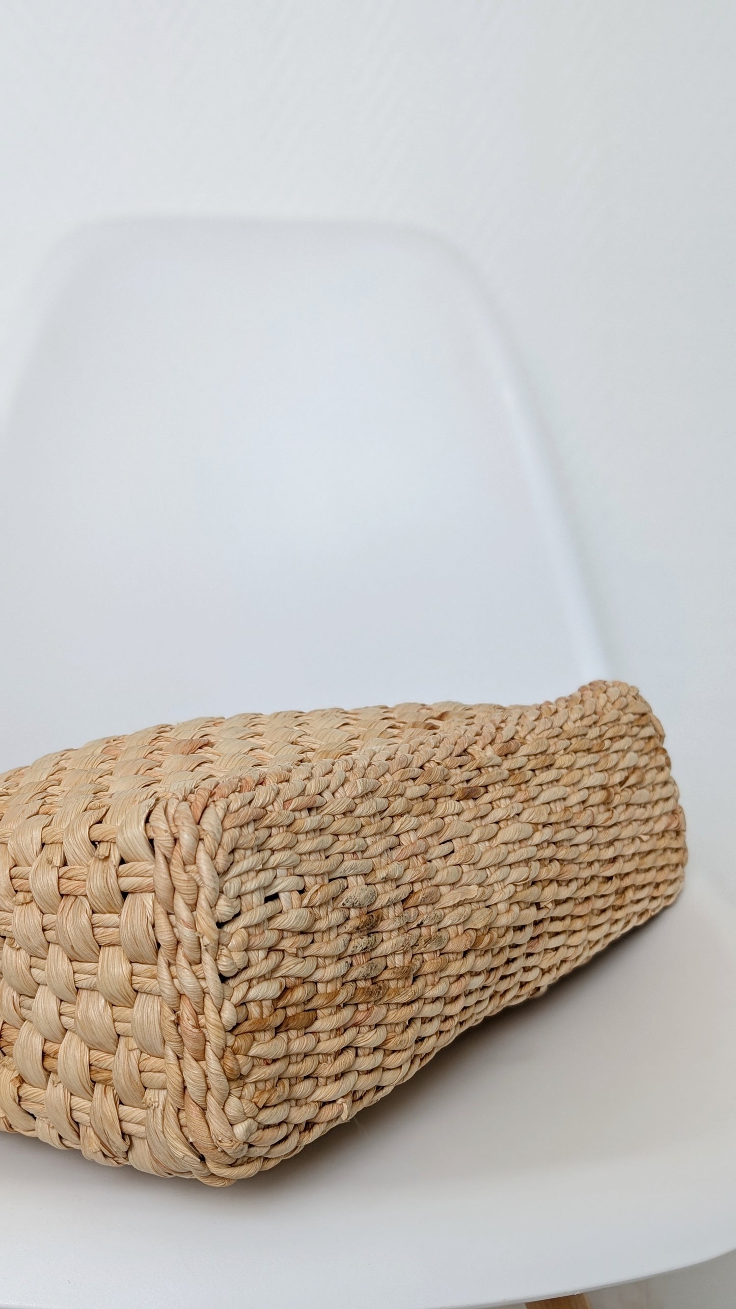 Panier 70s raphia naturelle