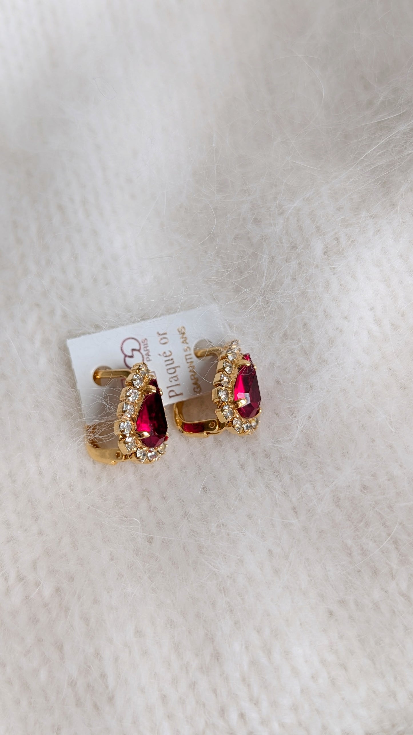 Boucles d'oreilles plaquées or neuves