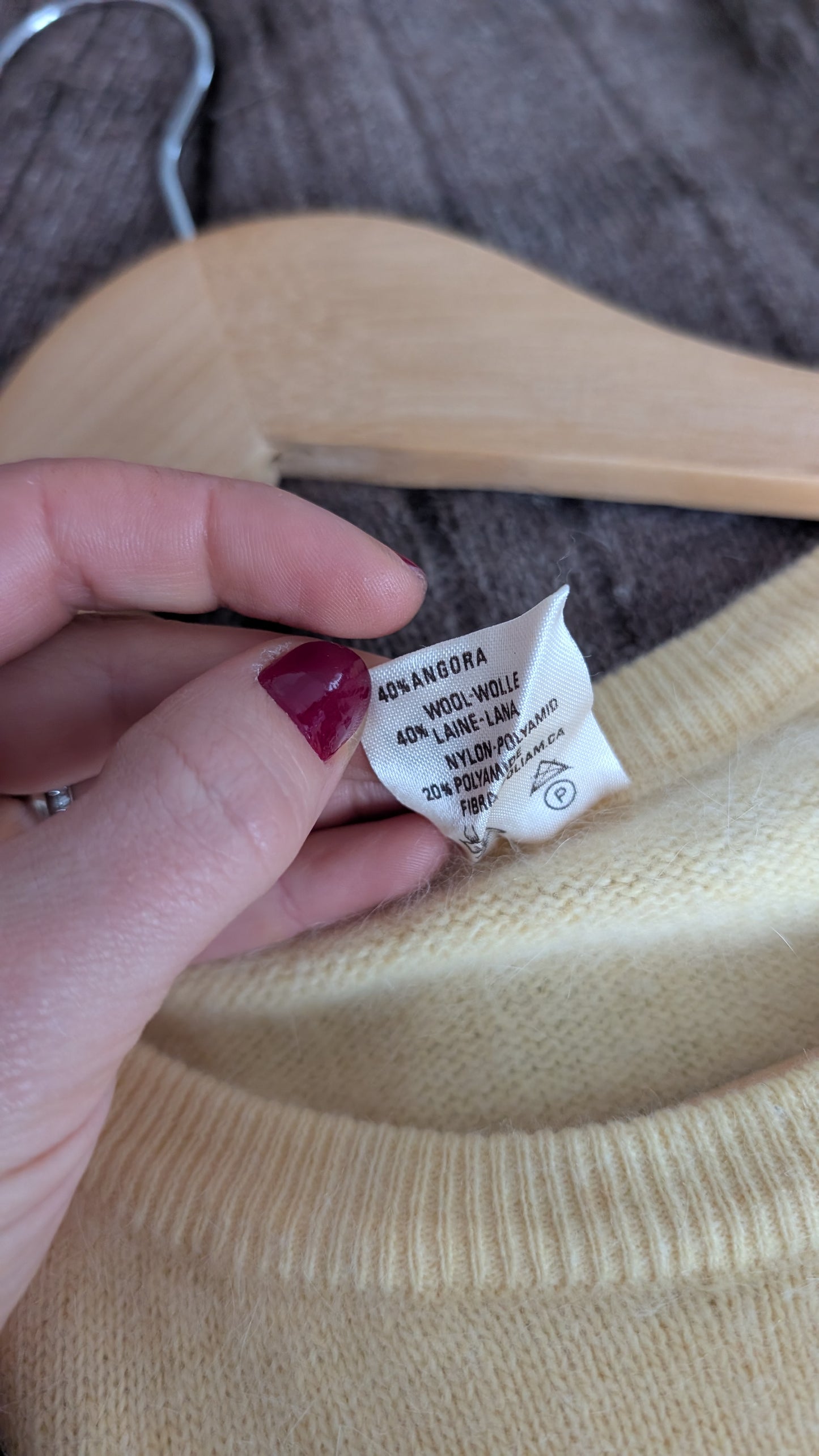 Pull sans manches laine et angora taille jusqu'à 40