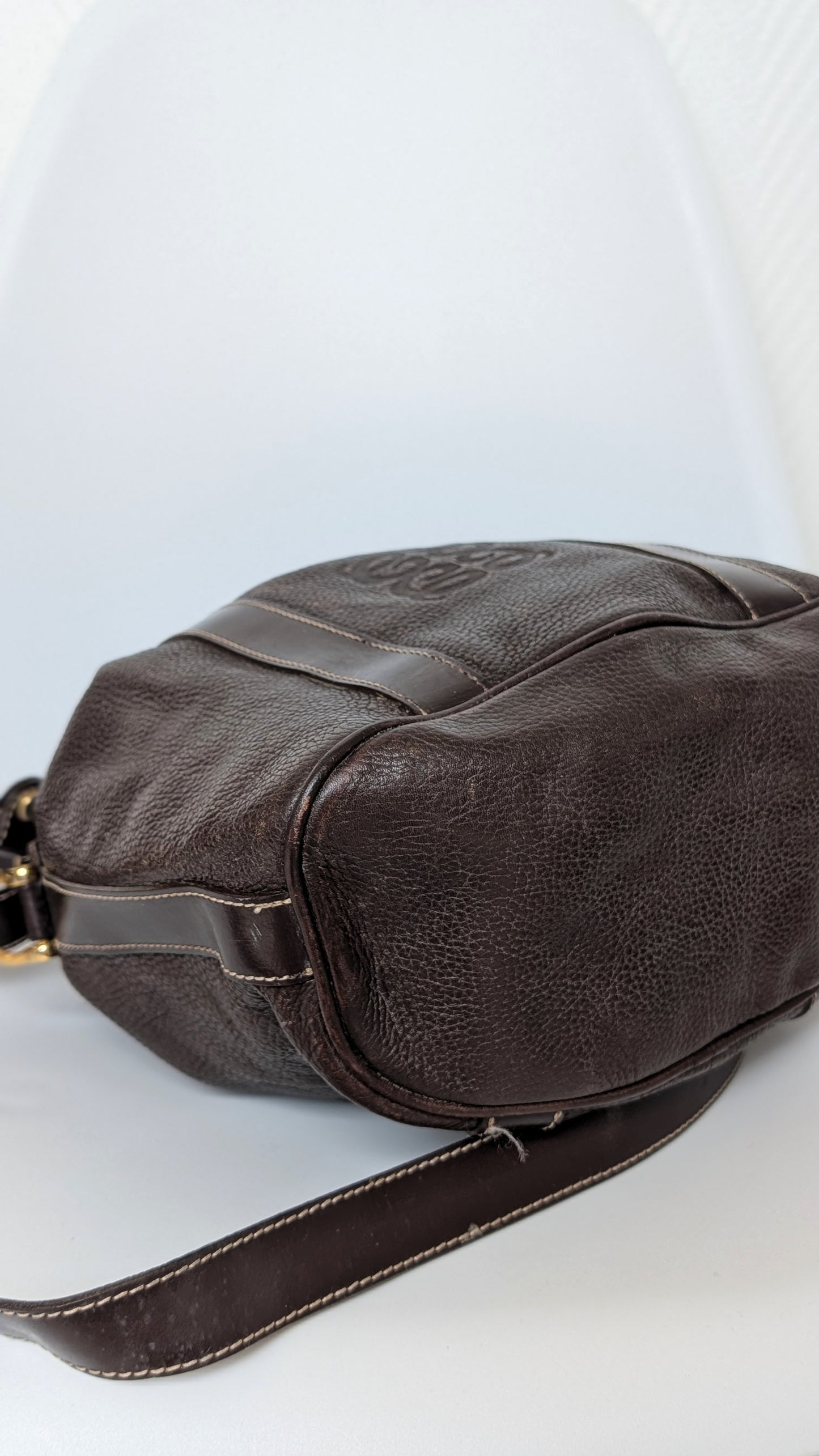 Sac seau en cuir 1980