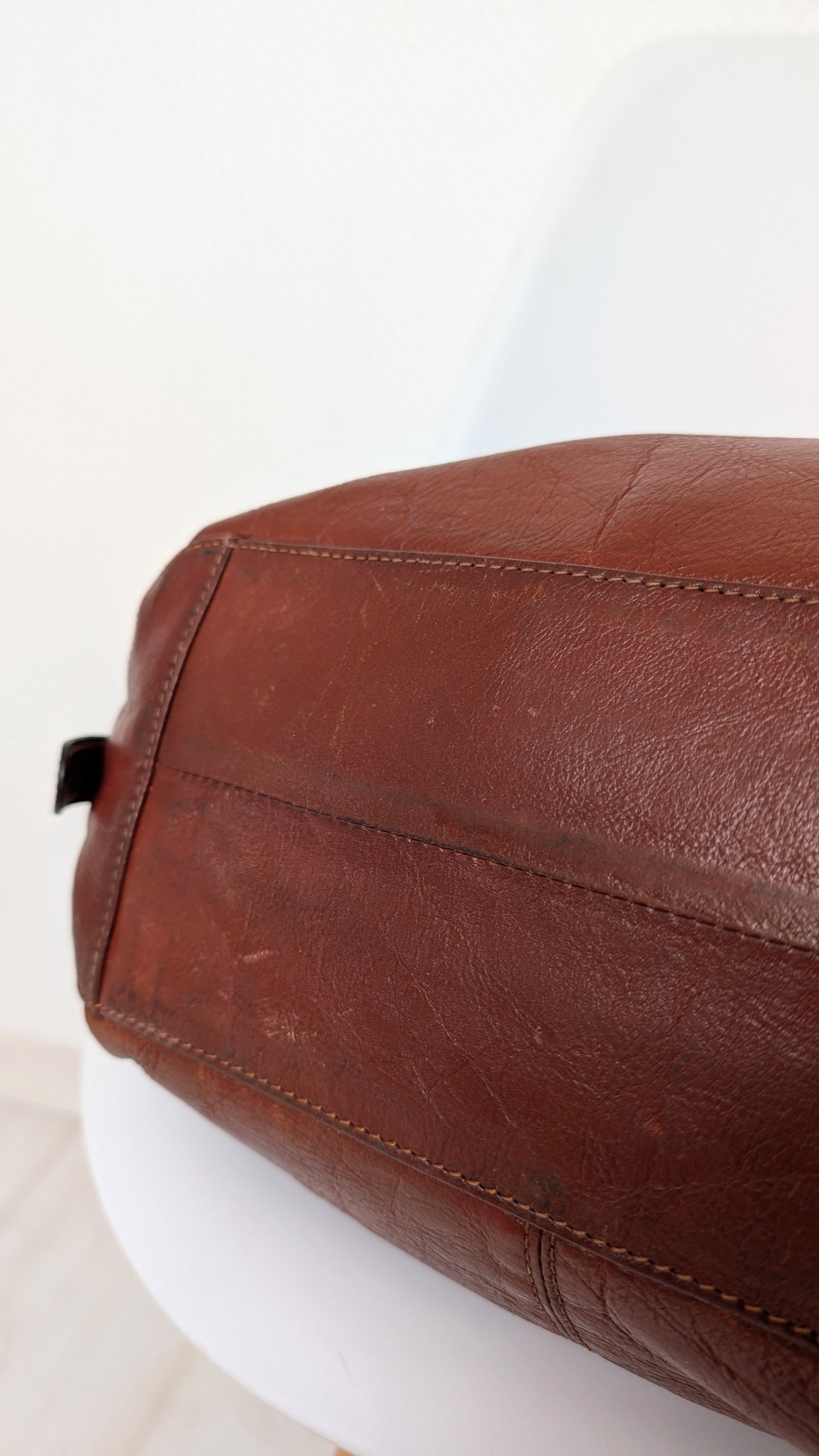 Sac seau en cuir 90s
