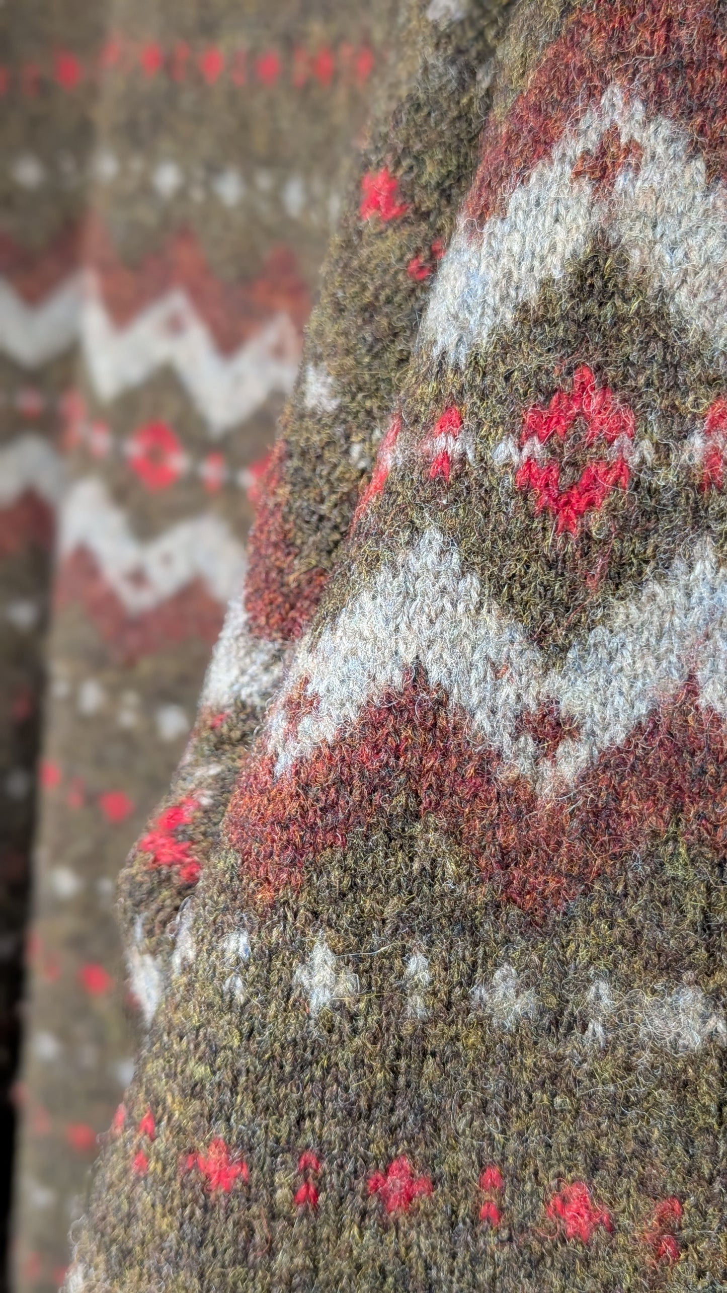 Pull écossais pure laine fait main T42-44