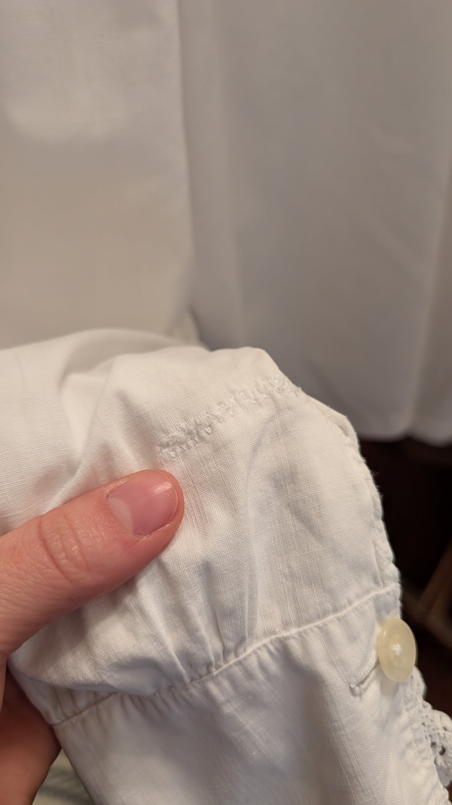 Chemise brodée coton fin 1800 début 1900 T38