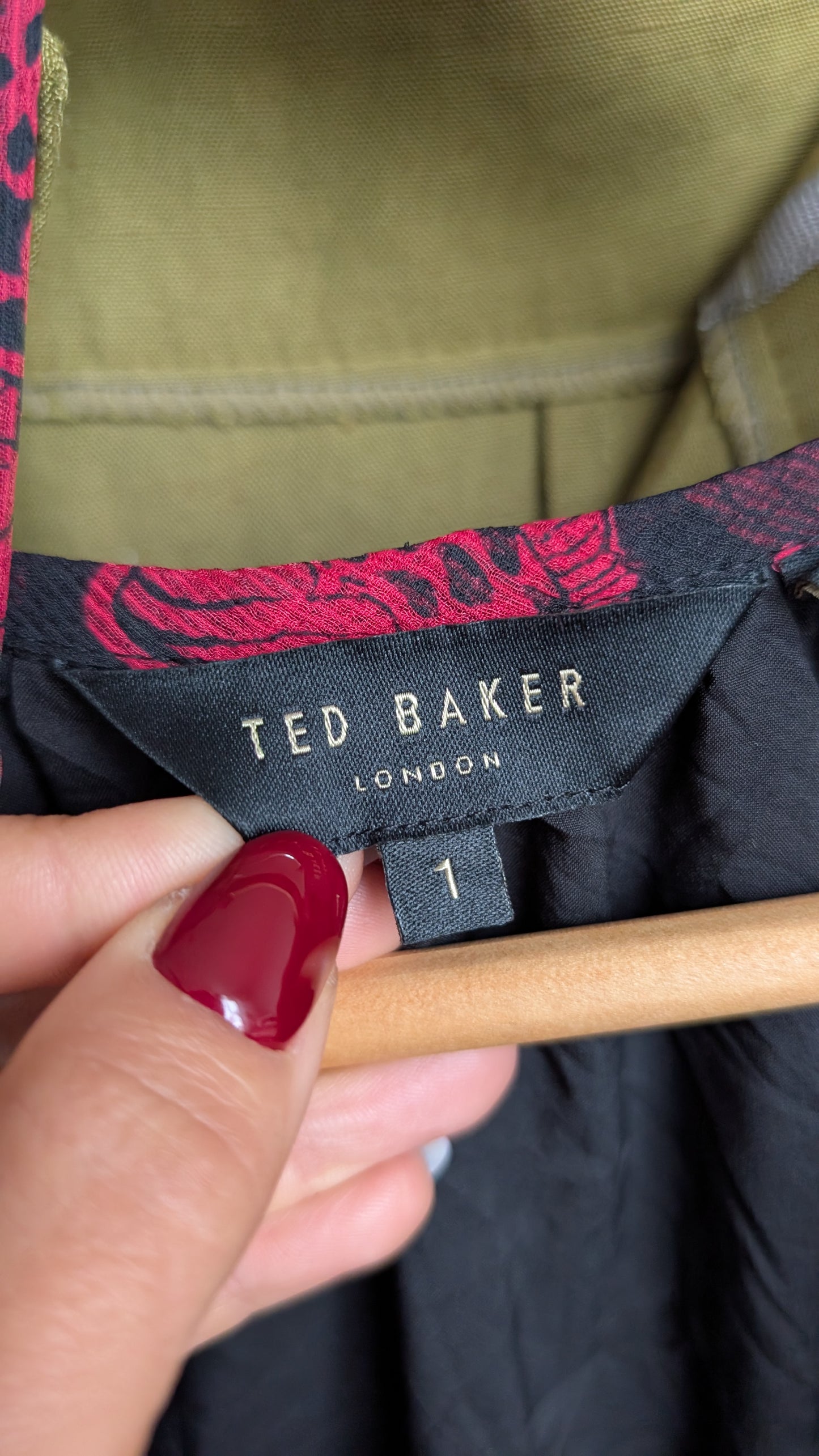 Robe soie Ted Baker T40